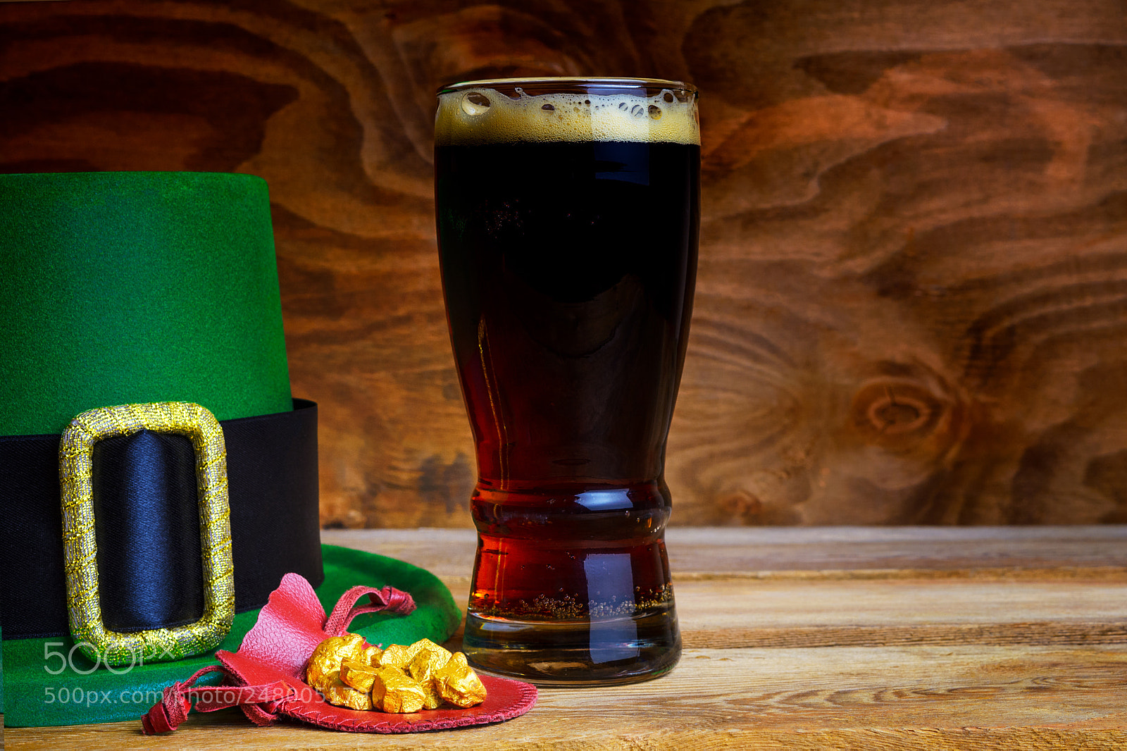 Nikon D5200 sample photo. Saint patrick day symbols photography