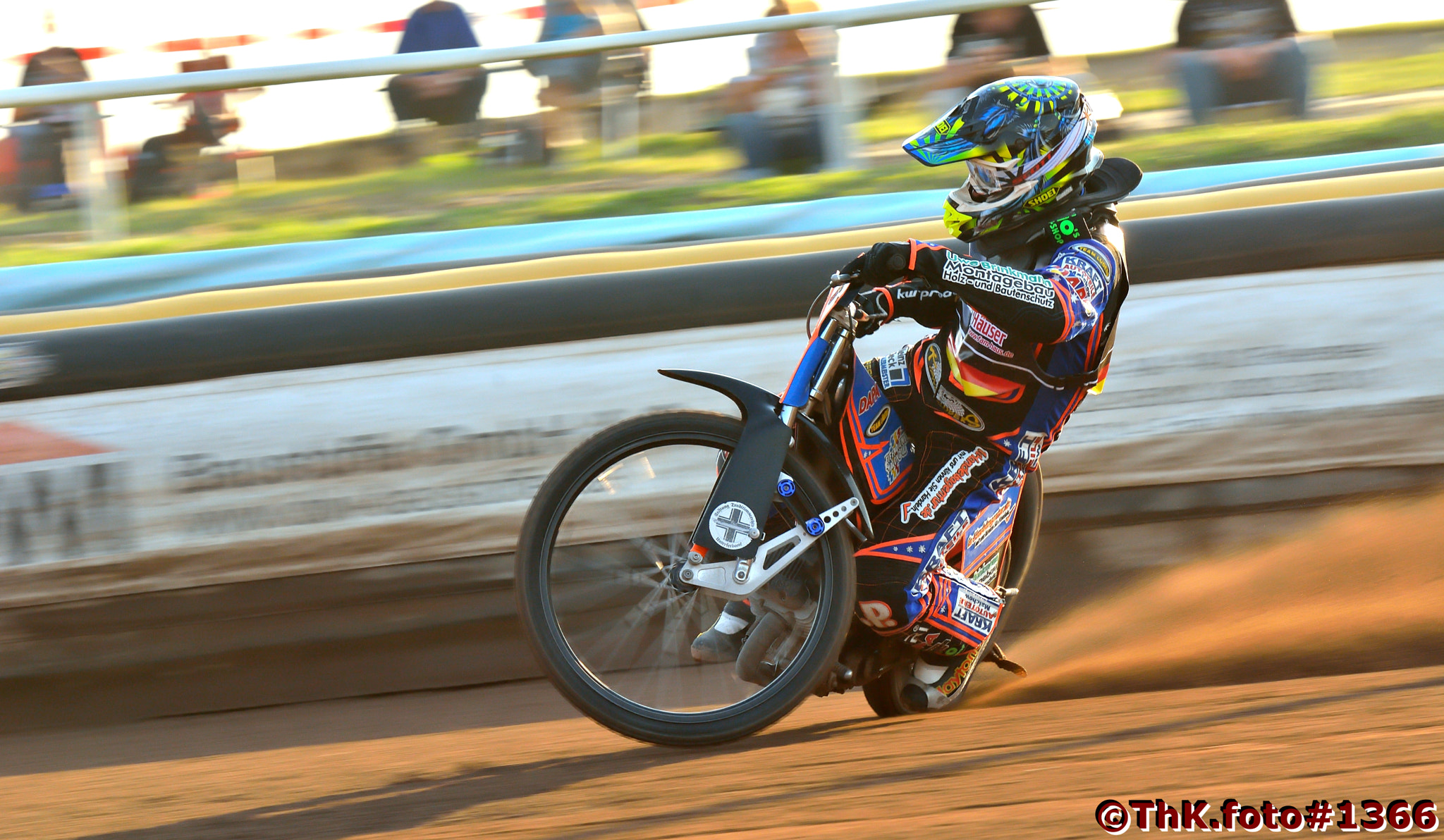 Nikon AF-S Nikkor 70-200mm F2.8G ED VR II sample photo. Im drift mit speed photography