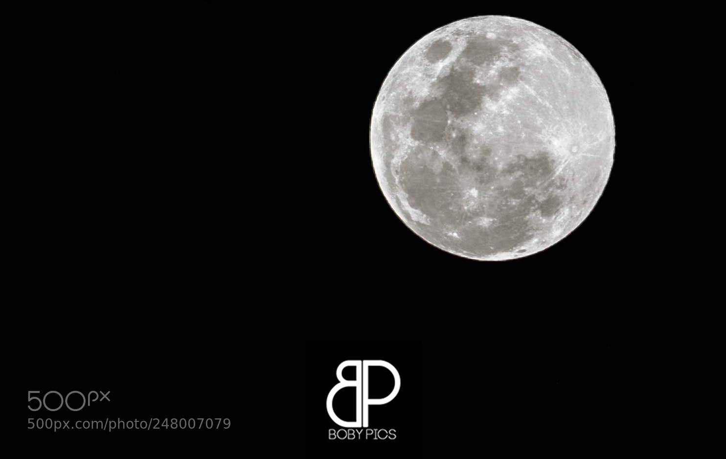 Canon EOS 800D (EOS Rebel T7i / EOS Kiss X9i) sample photo. Light moon photography