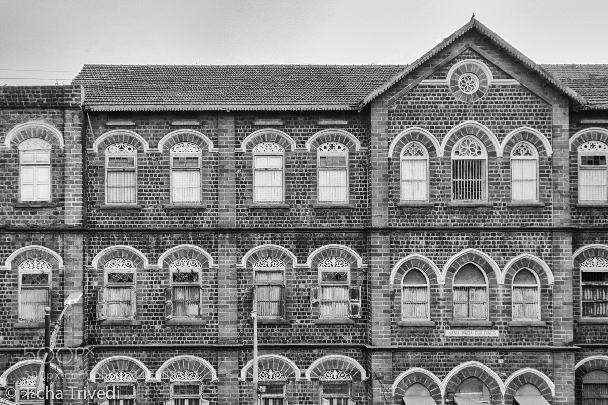 Canon EOS 700D (EOS Rebel T5i / EOS Kiss X7i) sample photo. An old building near photography