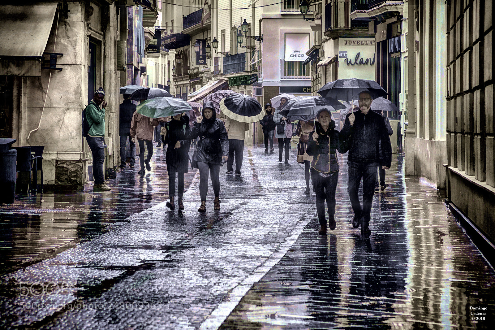 Olympus OM-D E-M10 II sample photo. Por fin la lluvia photography