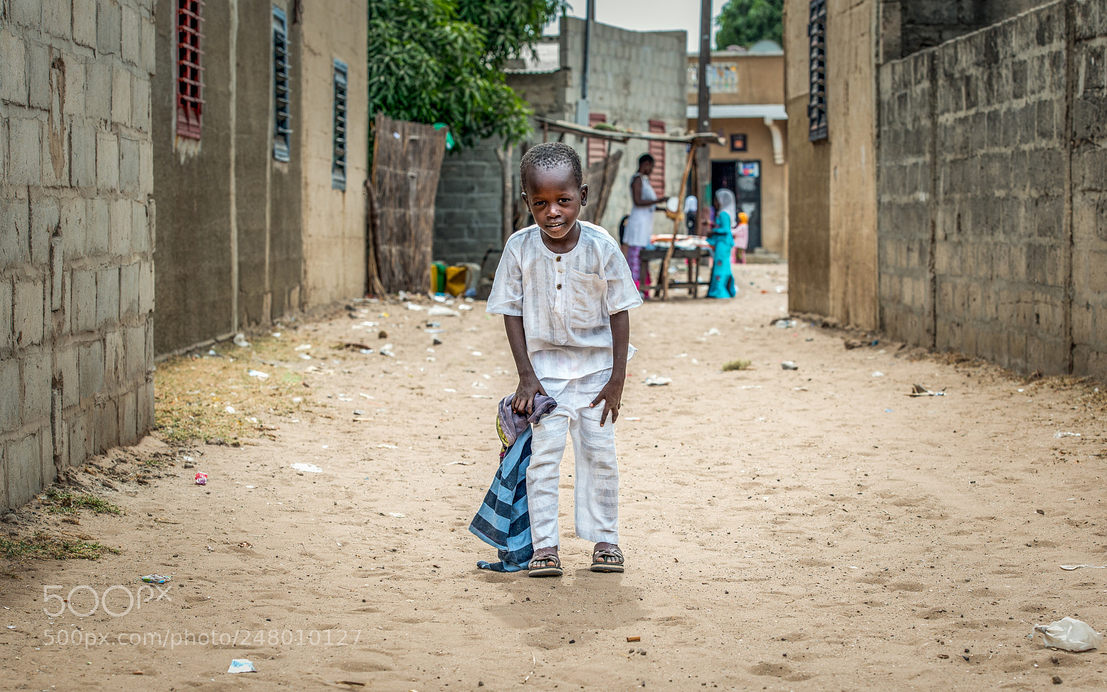 Nikon D800 sample photo. Alley and boy photography