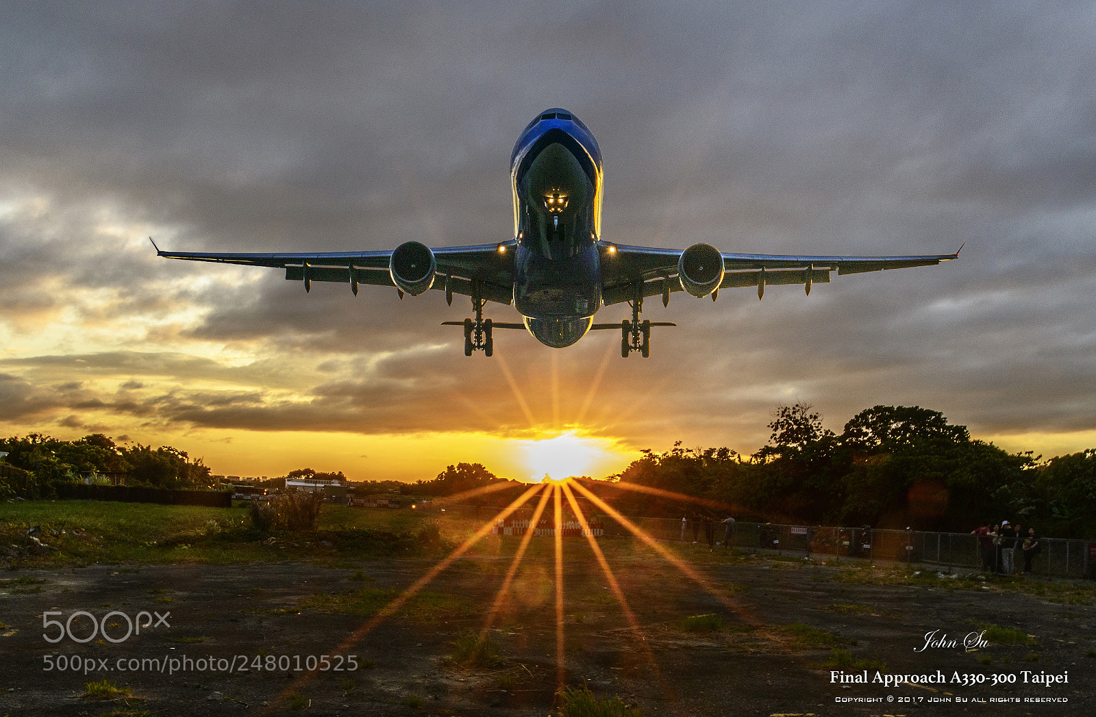 Nikon D800 sample photo. Final approach photography