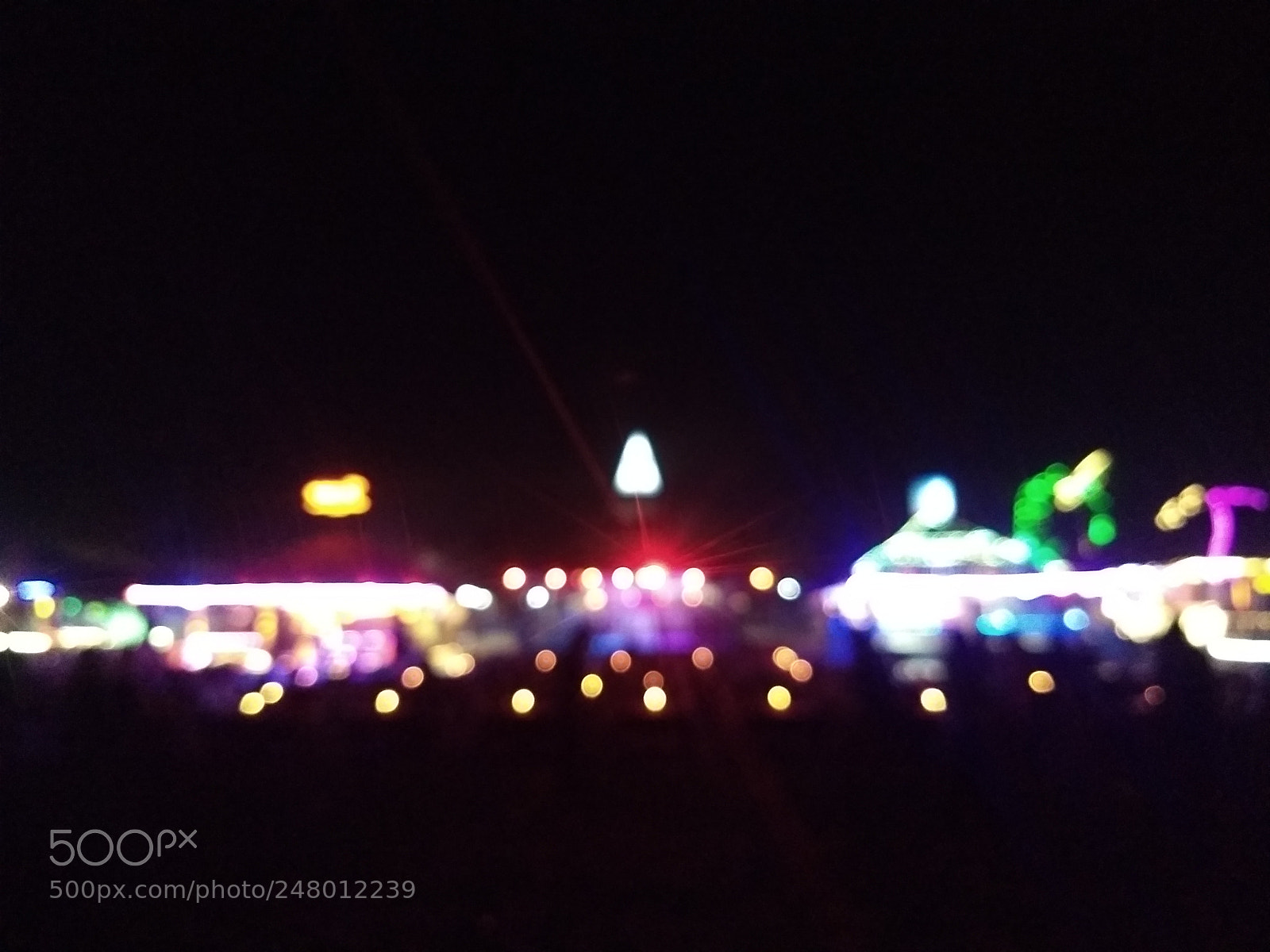Motorola Moto G (5) Plus sample photo. Nightlife at baga but photography