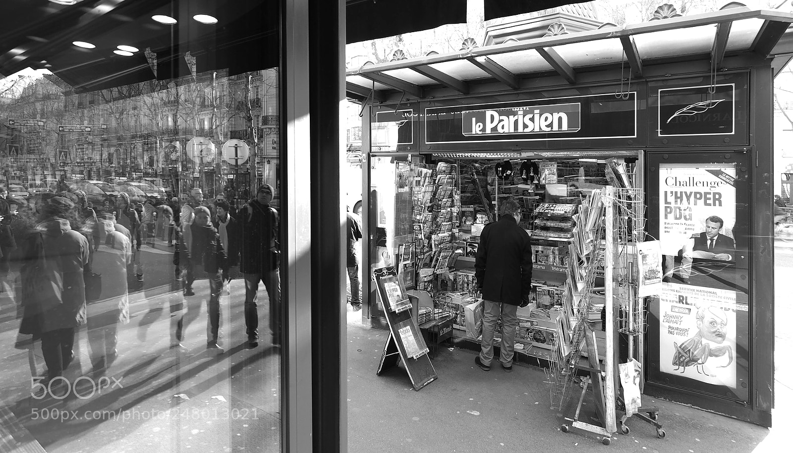 Olympus OM-D E-M1 sample photo. Le parisien photography