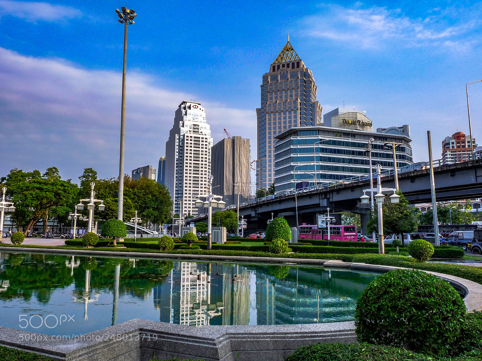 Panasonic Lumix DMC-FZ28 sample photo. Lumpini place photography