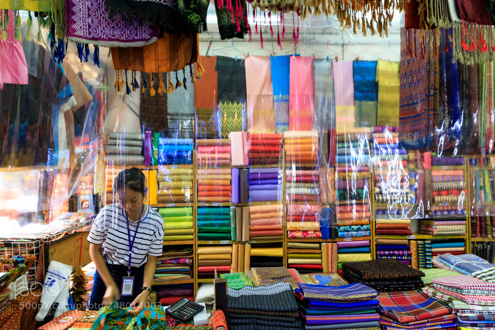 Canon EOS 6D Mark II sample photo. Silk screen photography