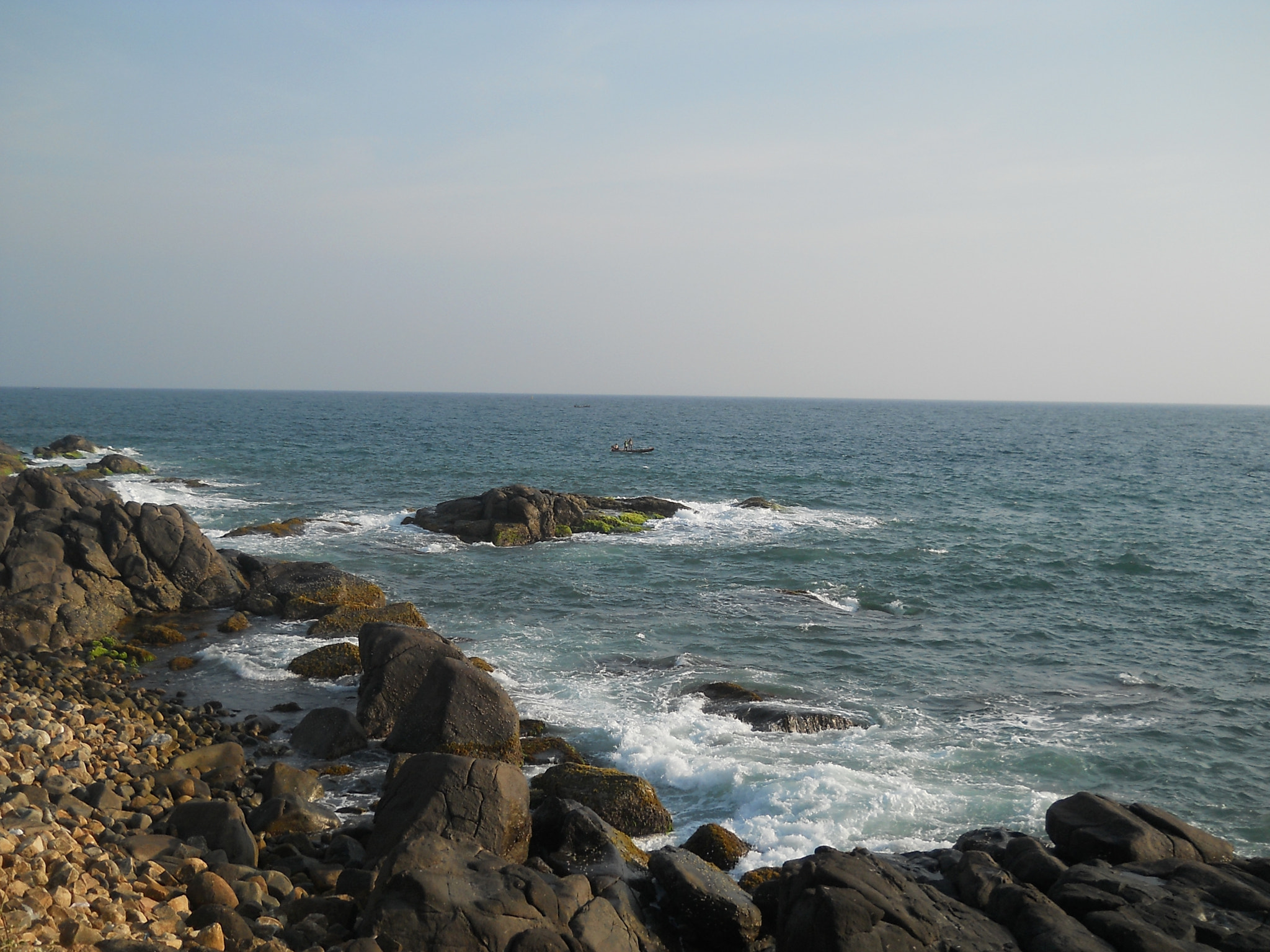 Nikon Coolpix L21 sample photo. Vizhinjam harbour photography