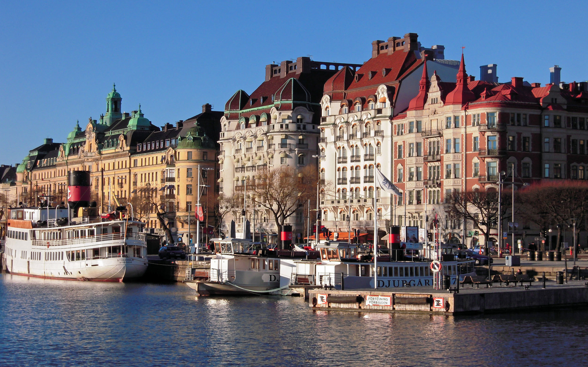 Nikon Coolpix S600 sample photo. Winter sun on stockholm... photography