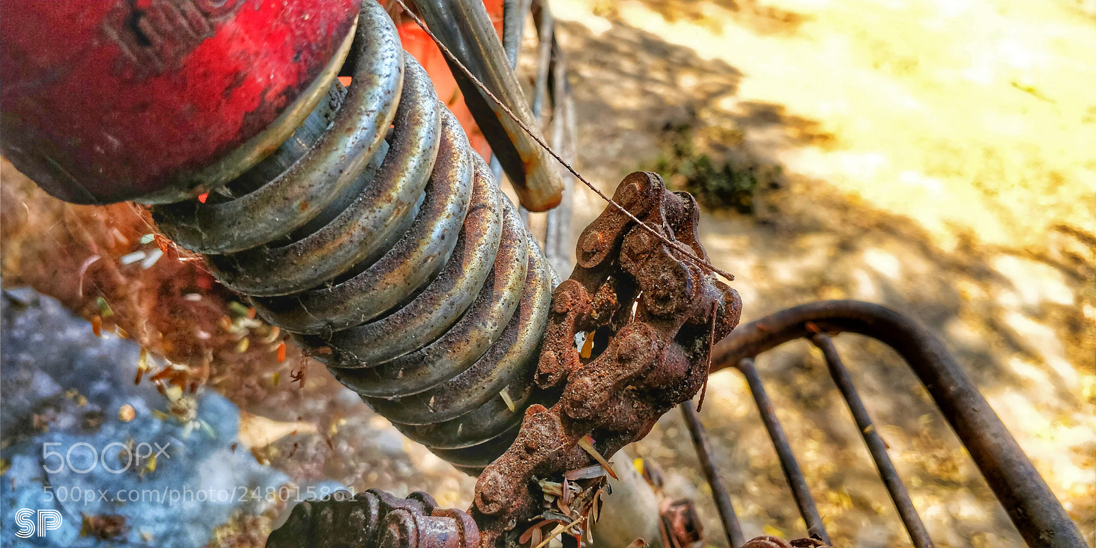 OnePlus 5T sample photo. Rust full chain ? photography