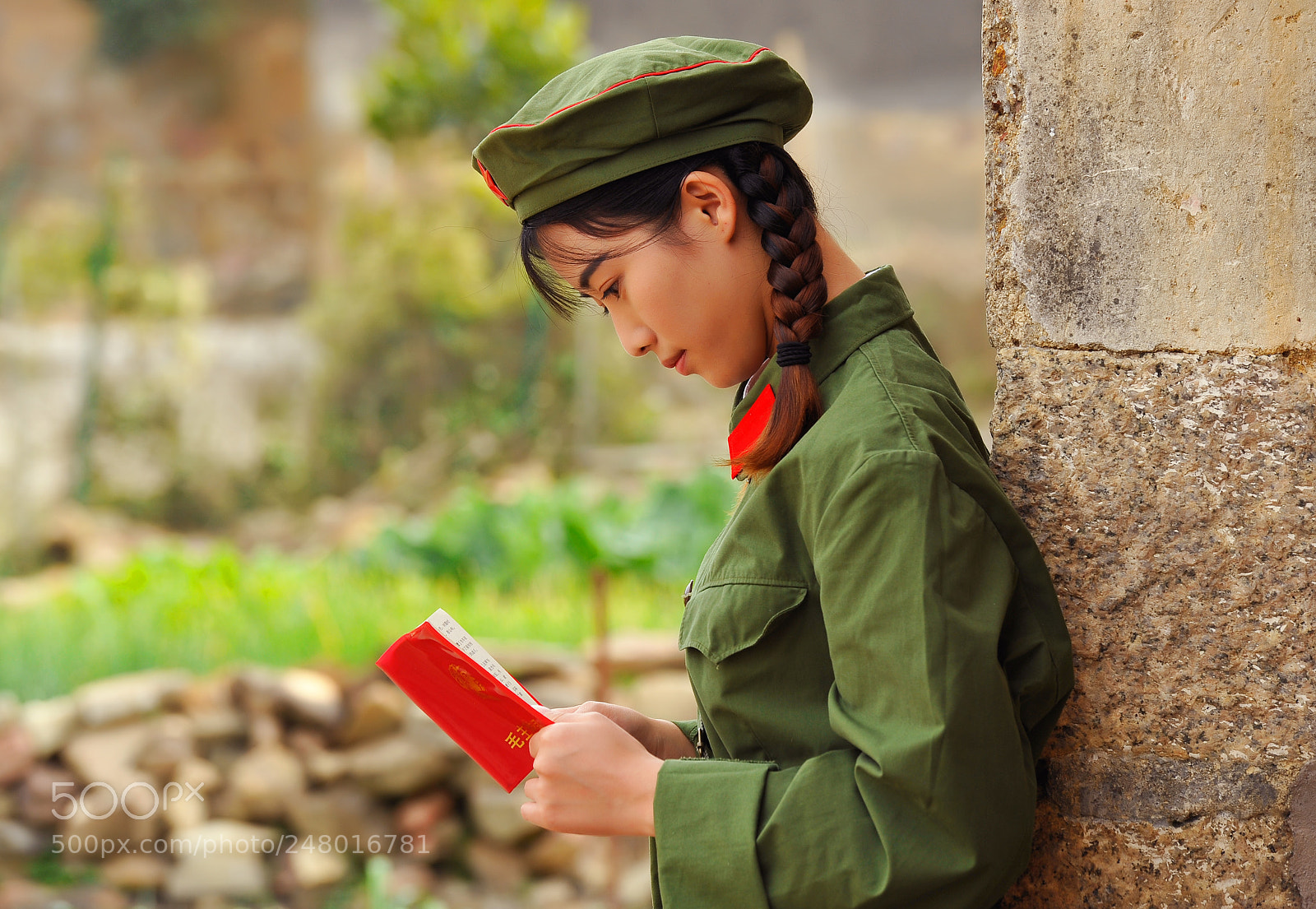 Nikon D700 sample photo. 专注 photography