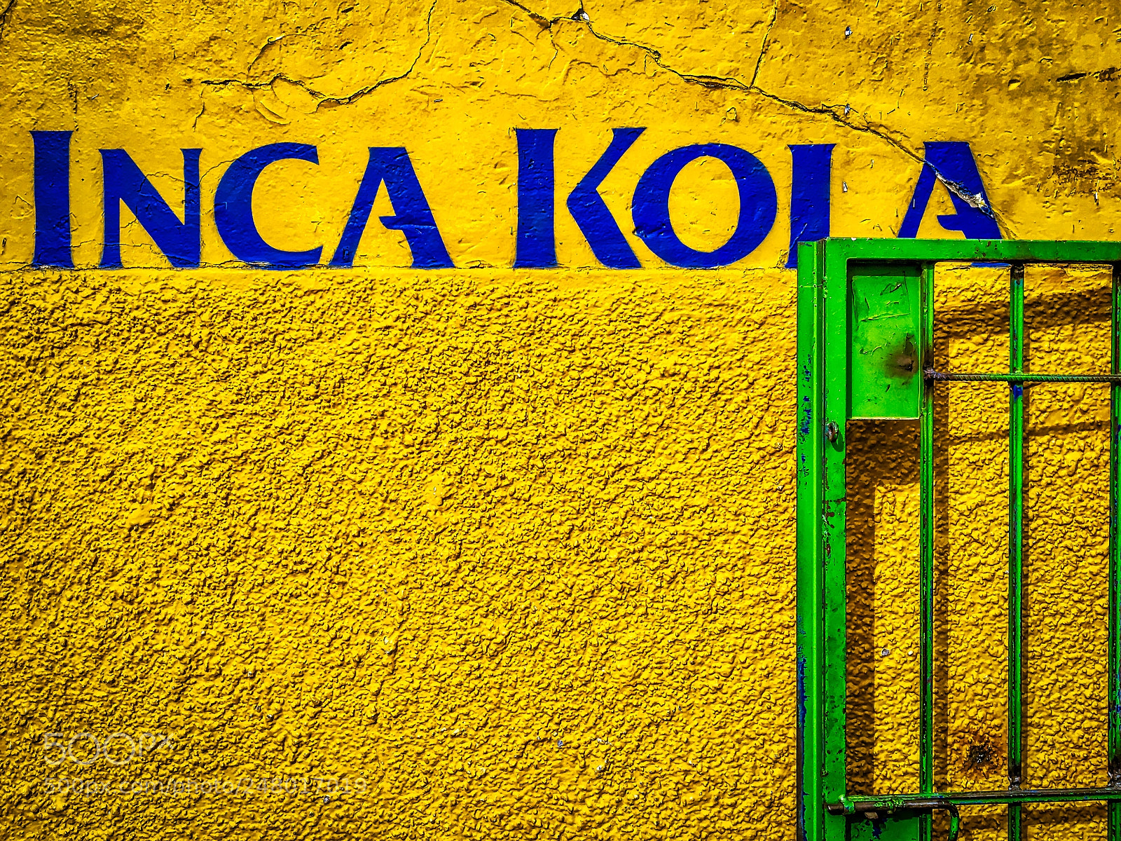 Apple iPhone 6s Plus sample photo. Inca kola photography
