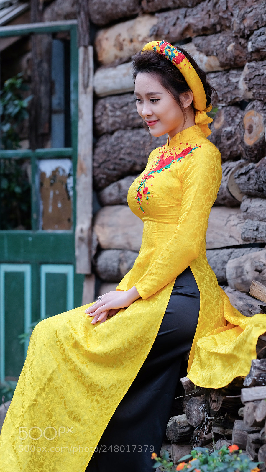 Fujifilm X-T1 sample photo. Long dress photography