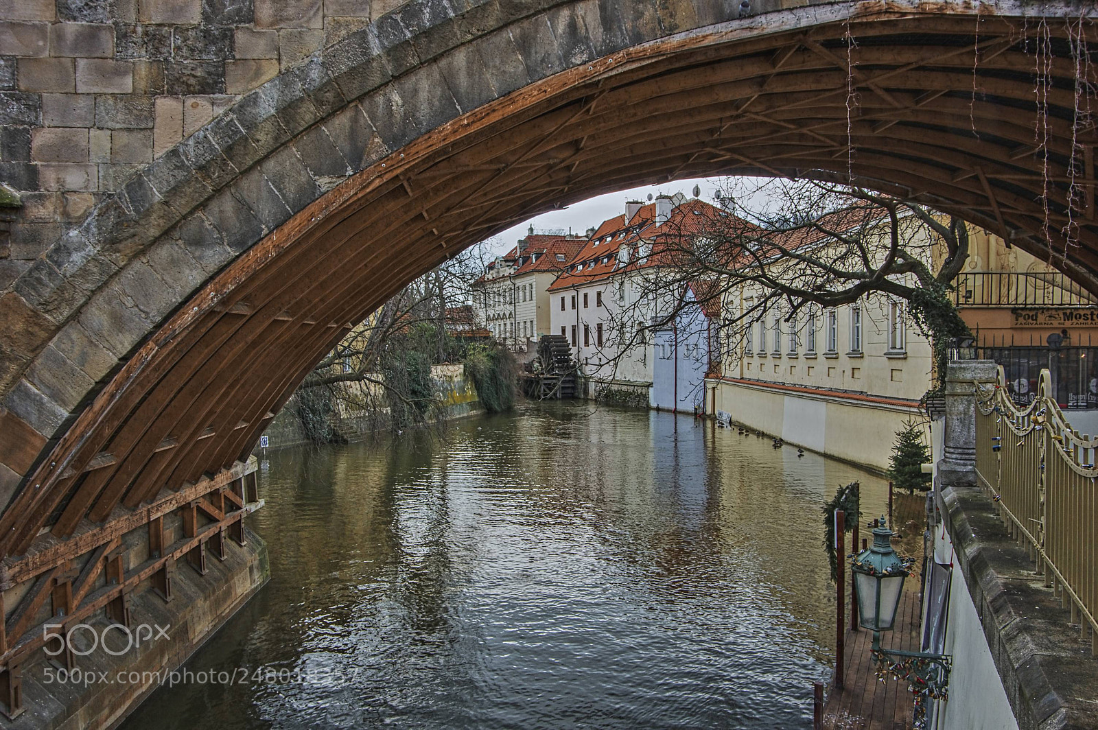 Pentax K-3 sample photo. Pod karlovým mostem photography