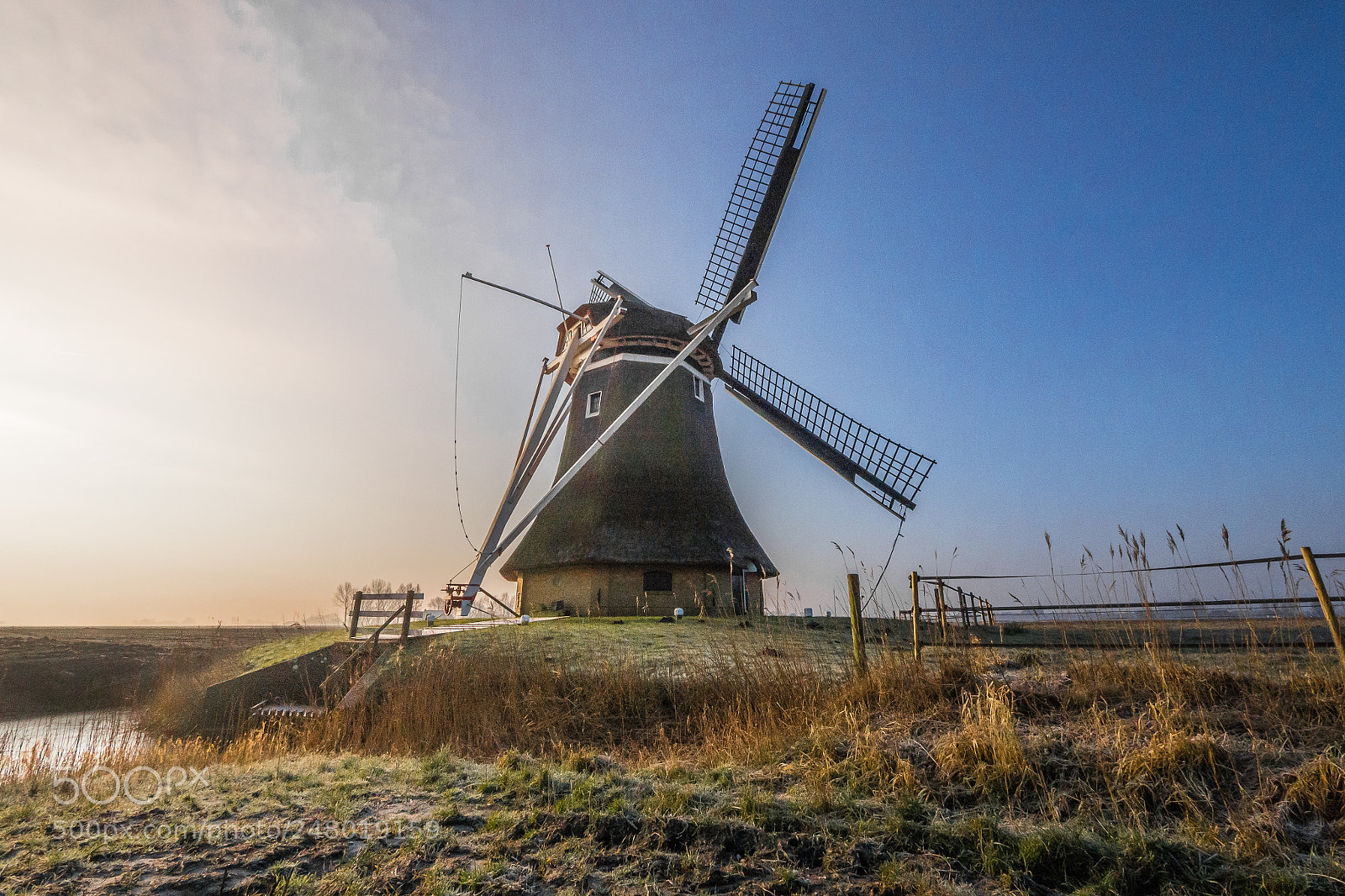 Olympus OM-D E-M10 II sample photo. Windmill in marrum fryslan photography
