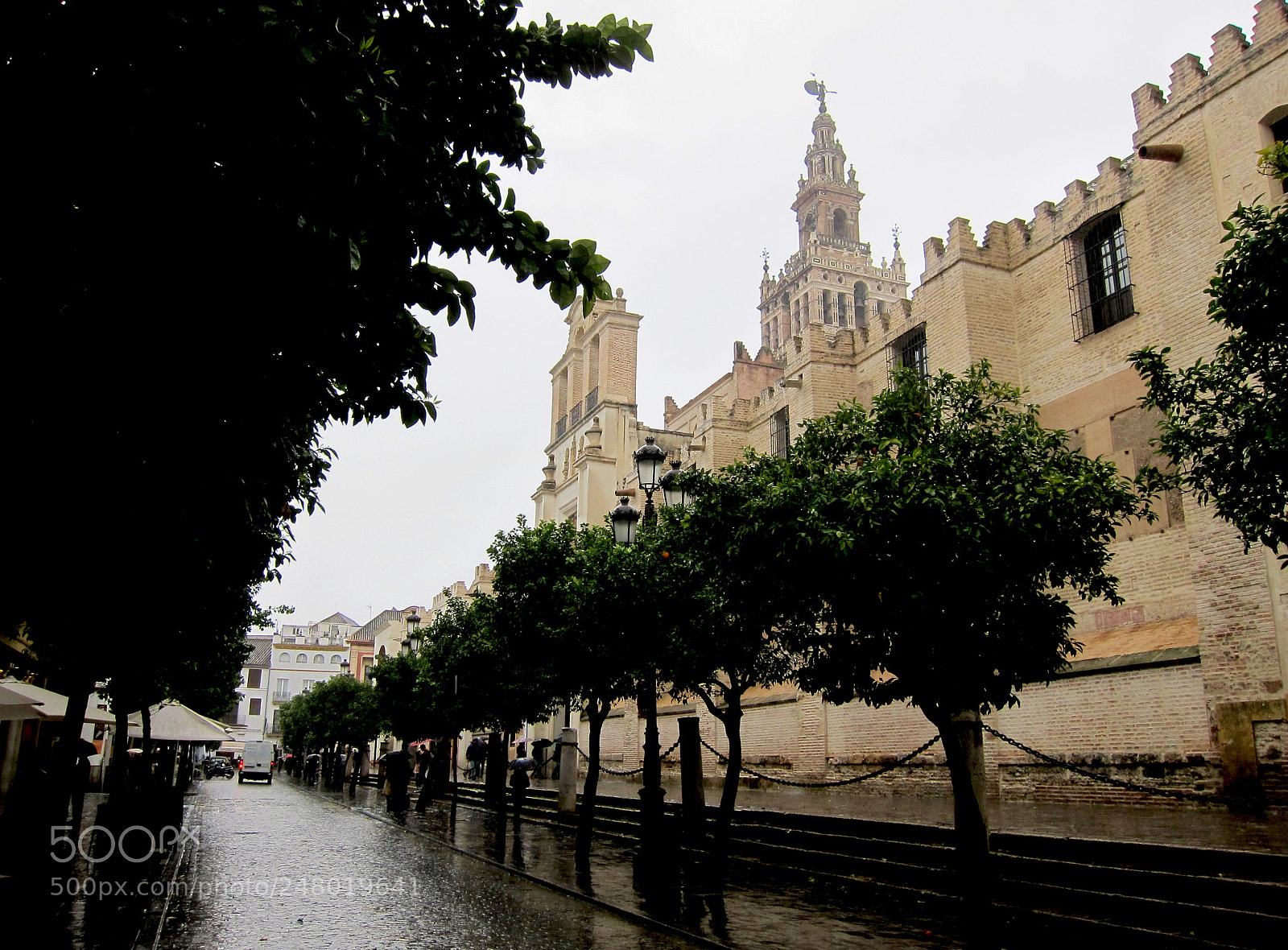 Canon PowerShot S95 sample photo. La lluvia en sevilla ... photography