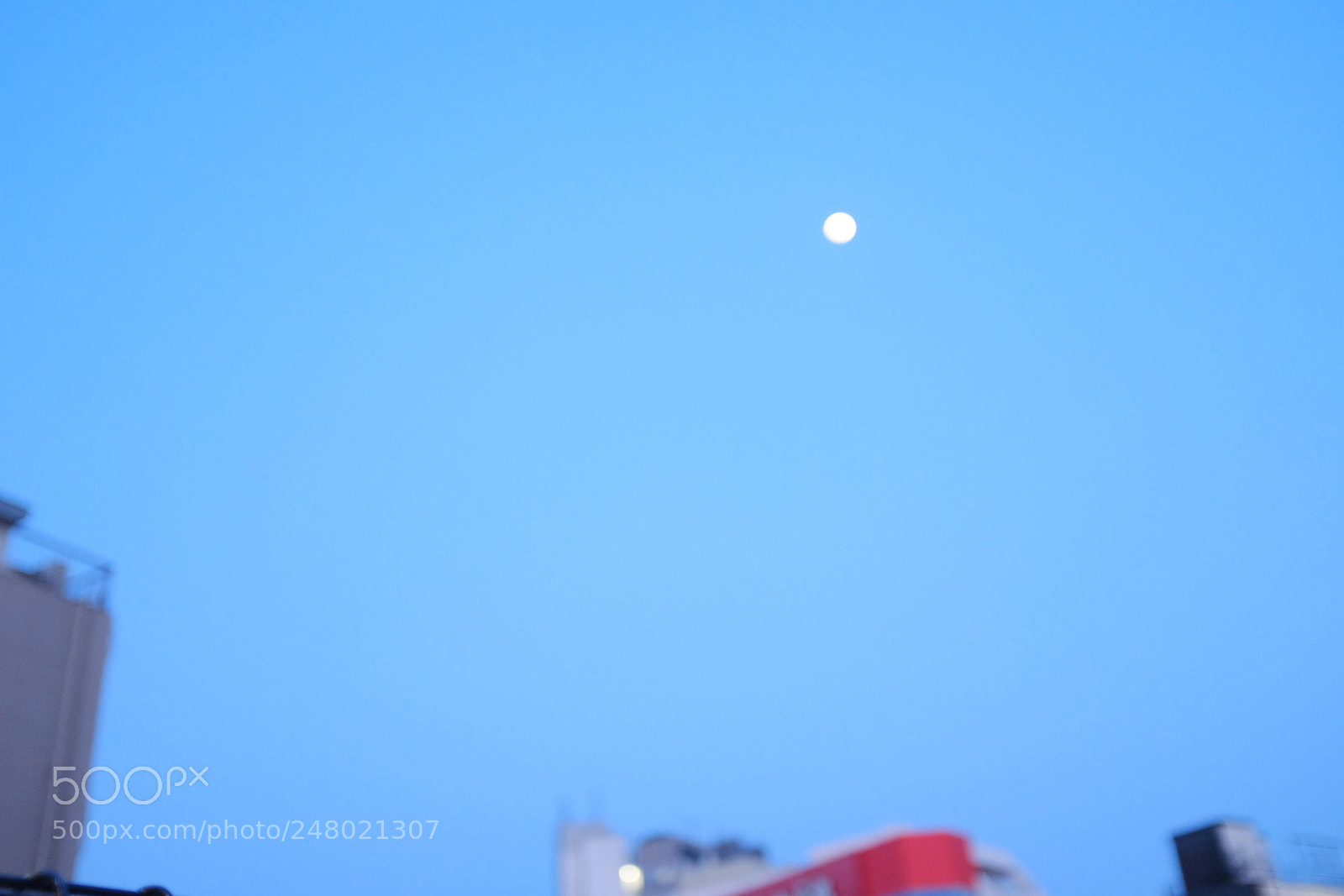 Fujifilm X100F sample photo. Sweet moon in softly photography