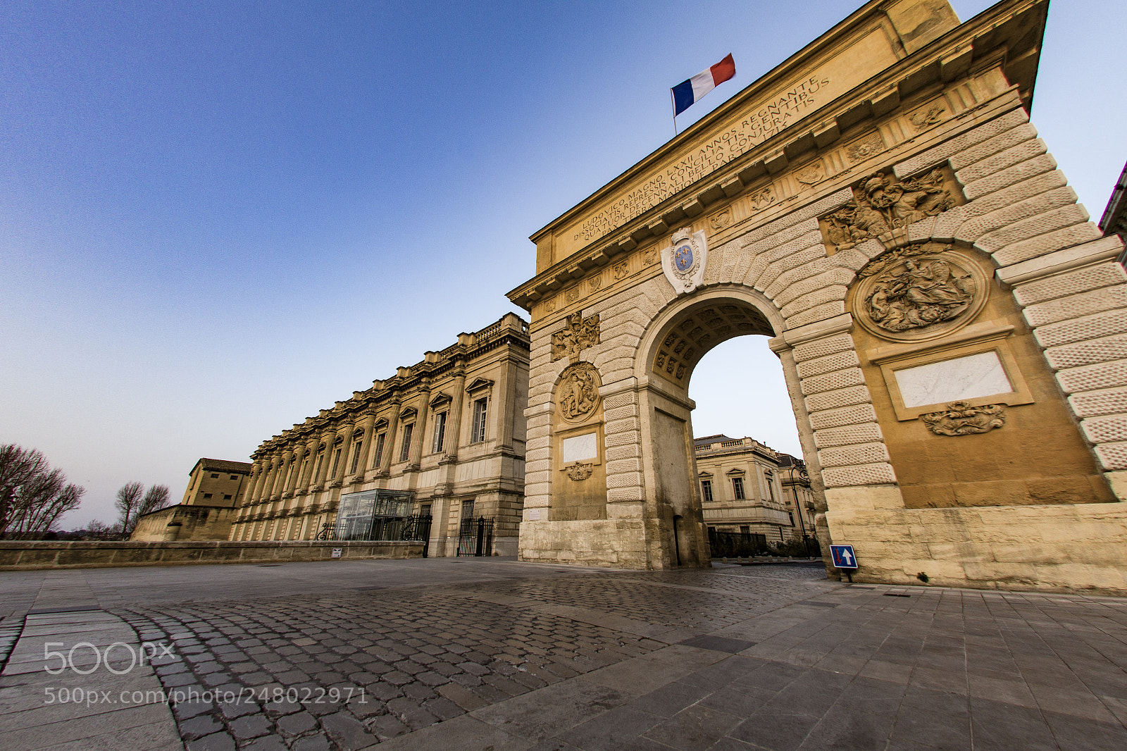 Canon EOS 1200D (EOS Rebel T5 / EOS Kiss X70 / EOS Hi) sample photo. Ancien tribunal de montpellier photography