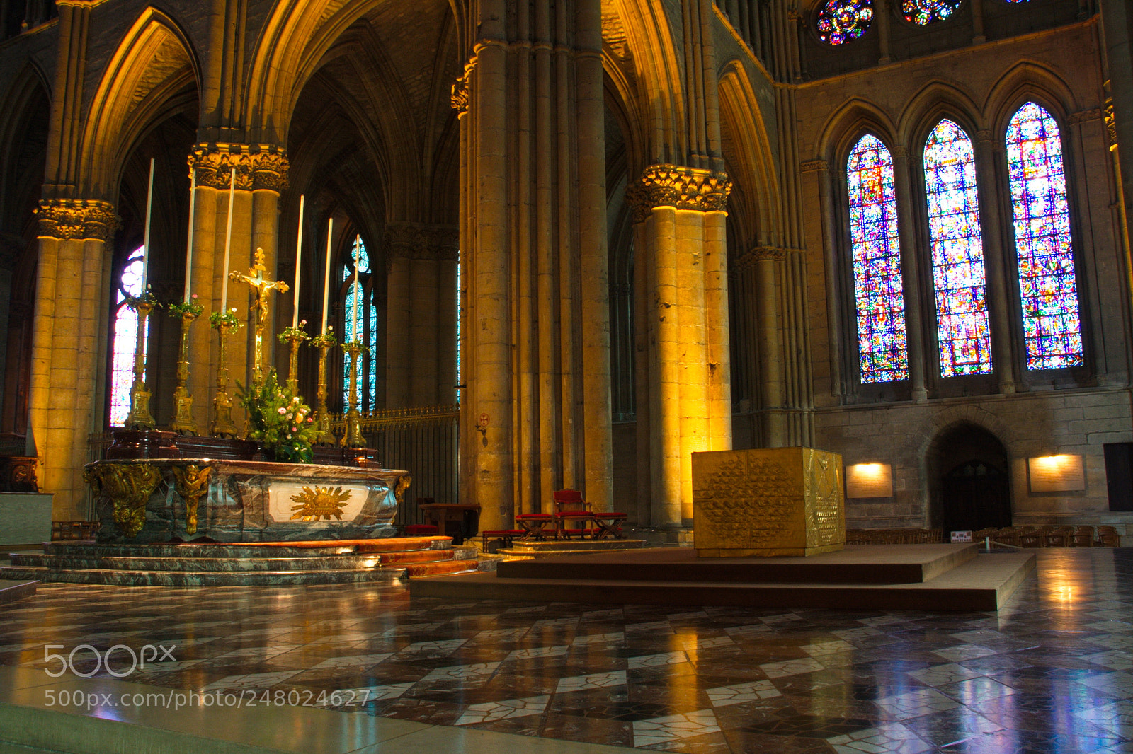 Canon EOS 350D (EOS Digital Rebel XT / EOS Kiss Digital N) sample photo. Cathédrale de reims 1 photography