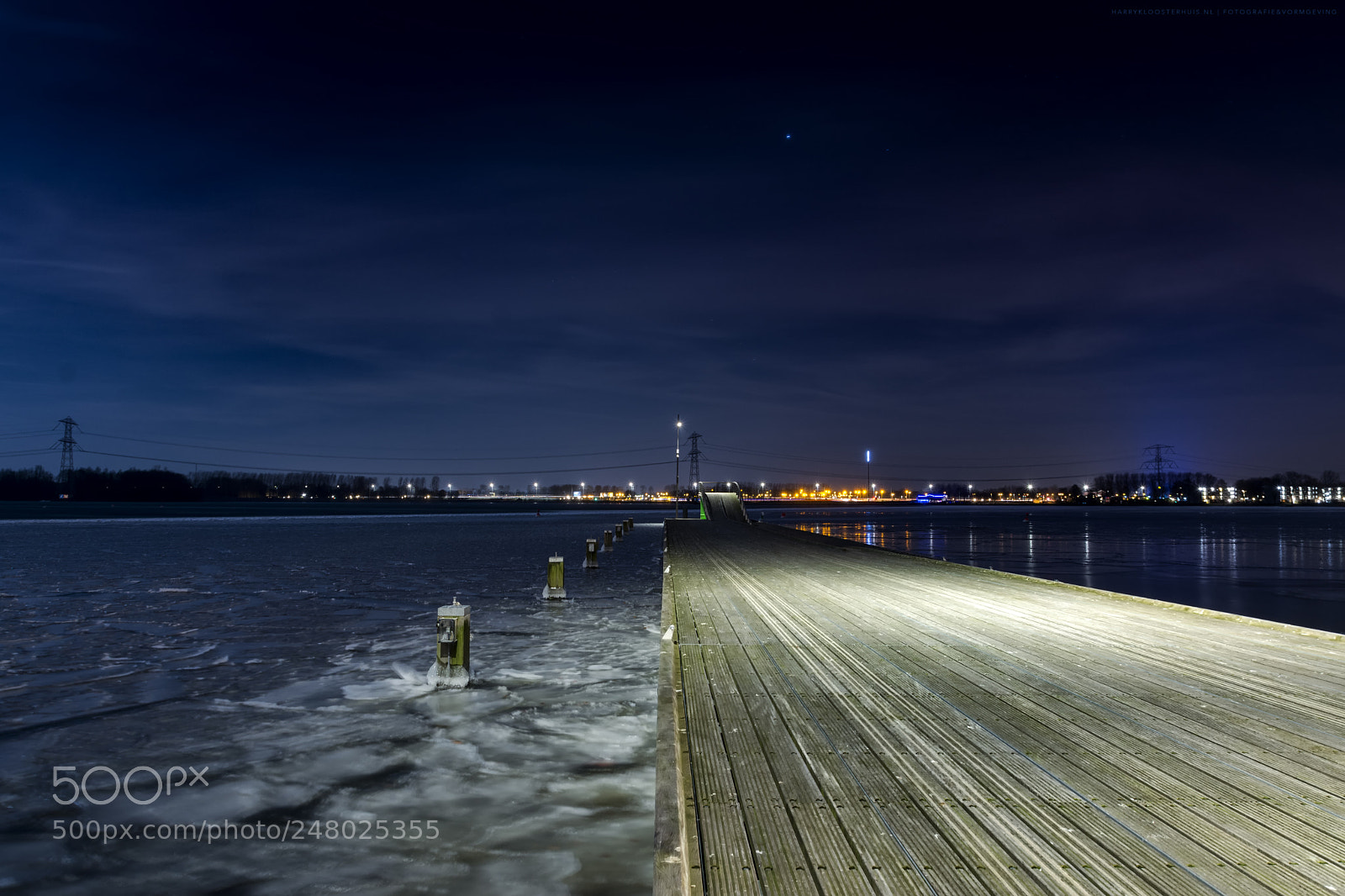 Nikon D7200 sample photo. Boardwalk between ice photography
