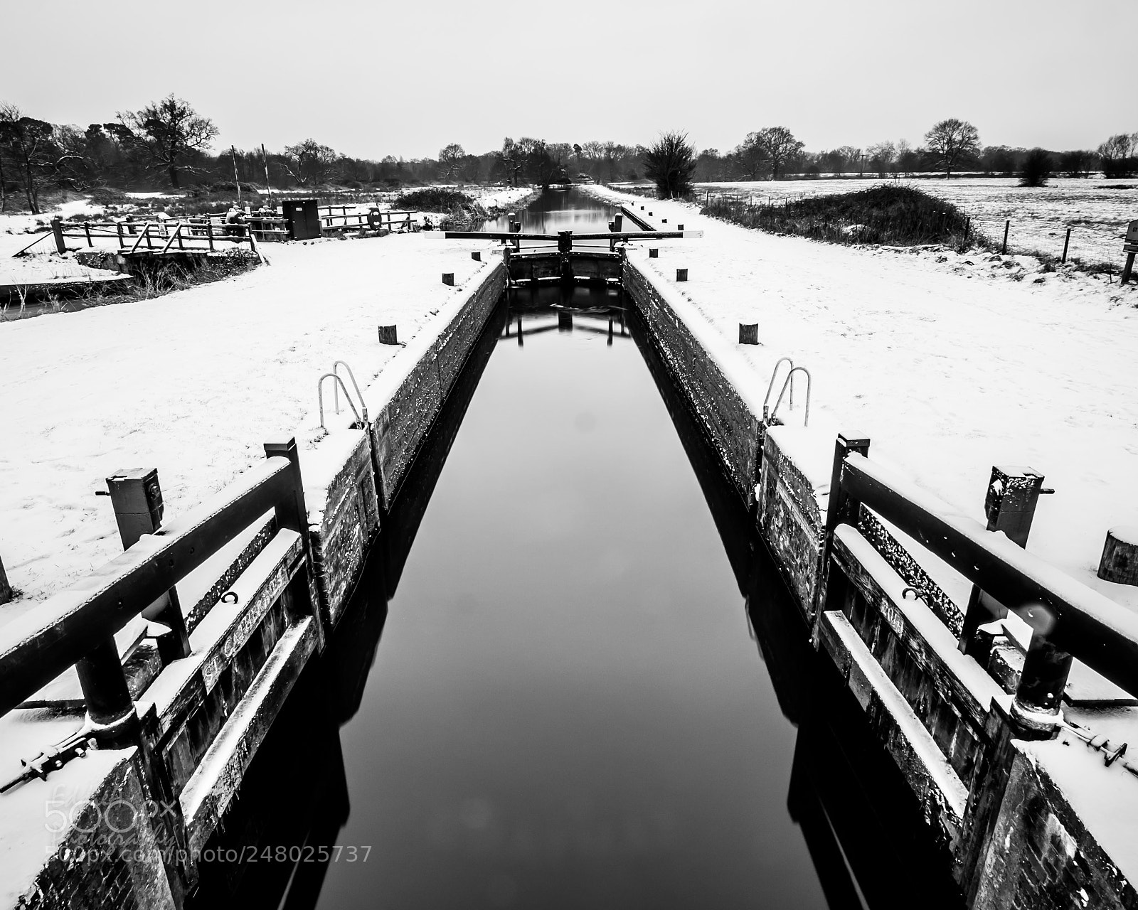 Fujifilm X-E2 sample photo. St catherine's lock photography
