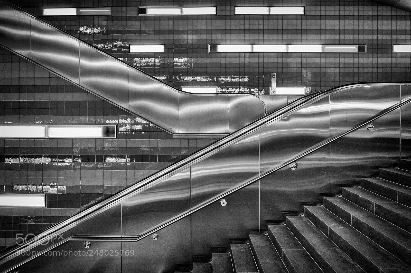 Sony a7 sample photo. Überseequartier photography