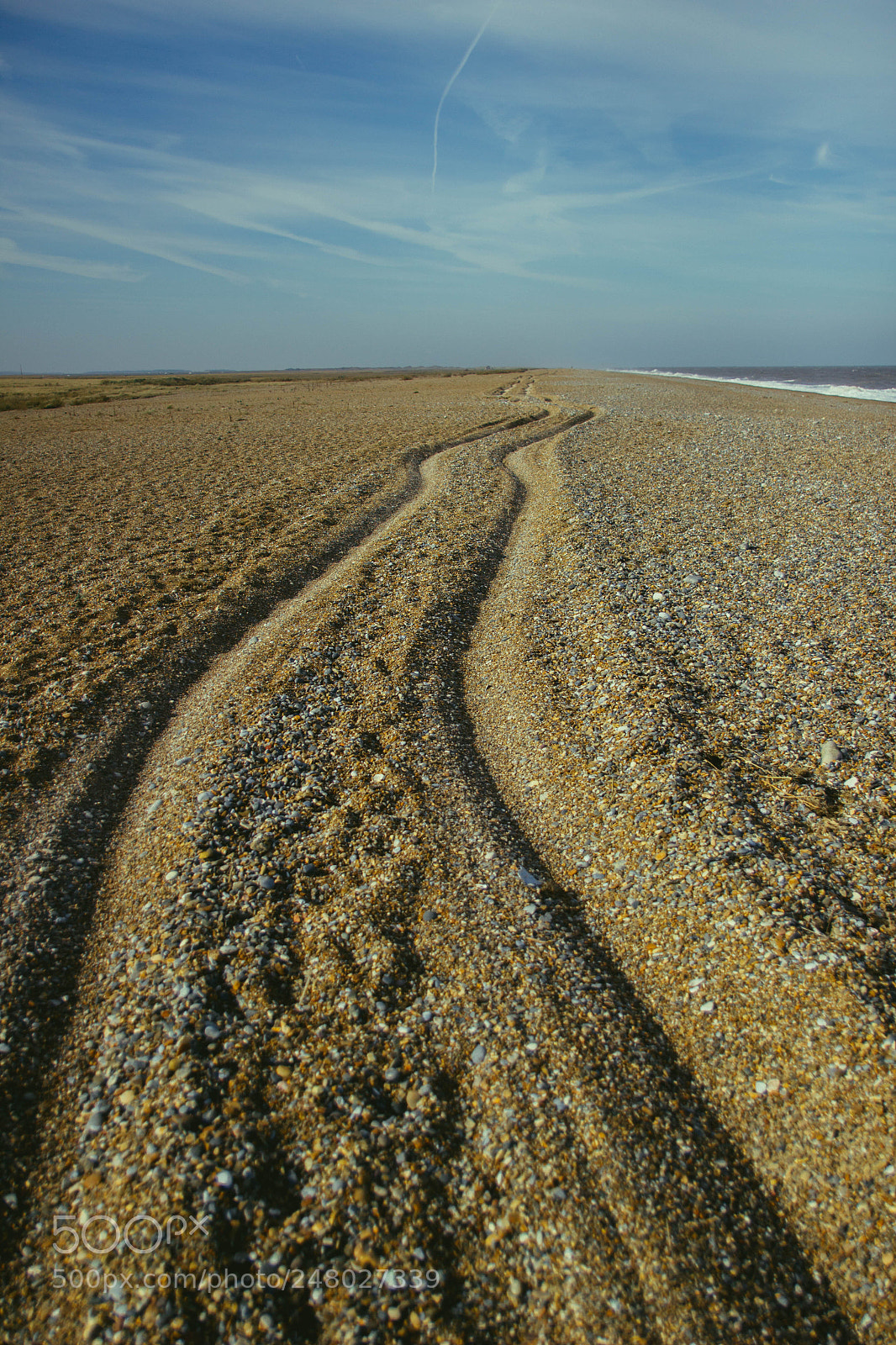 Canon EOS 600D (Rebel EOS T3i / EOS Kiss X5) sample photo. Beach tracks photography