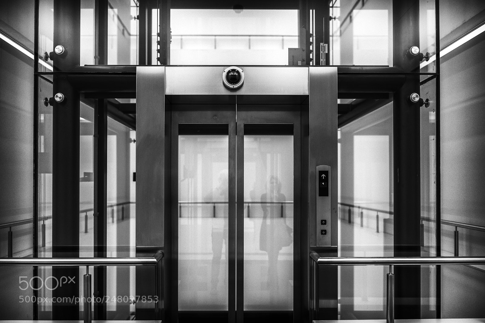 Sony Cyber-shot DSC-RX1R II sample photo. Lines photography