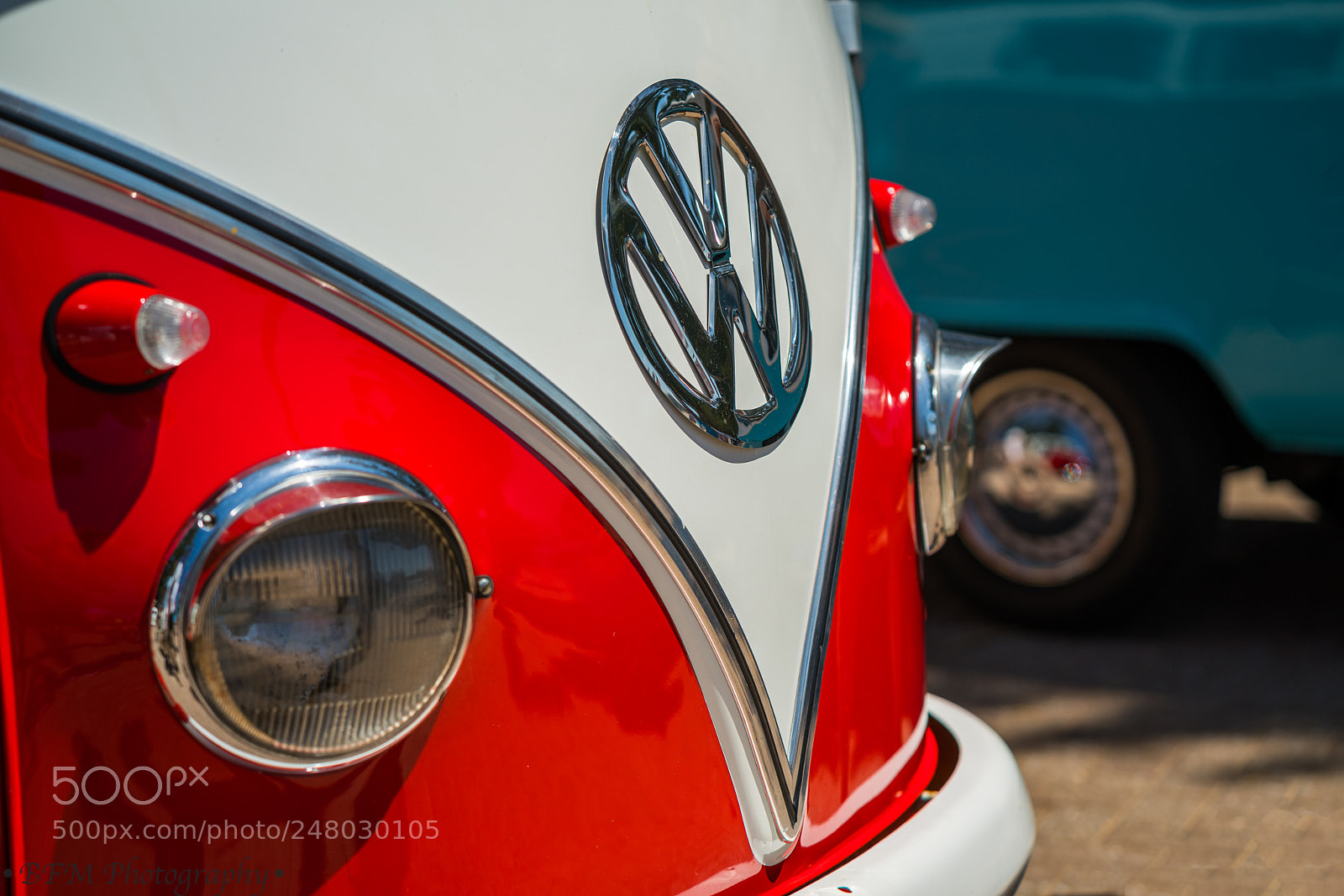 Sony a7R II sample photo. Vw red kombi photography