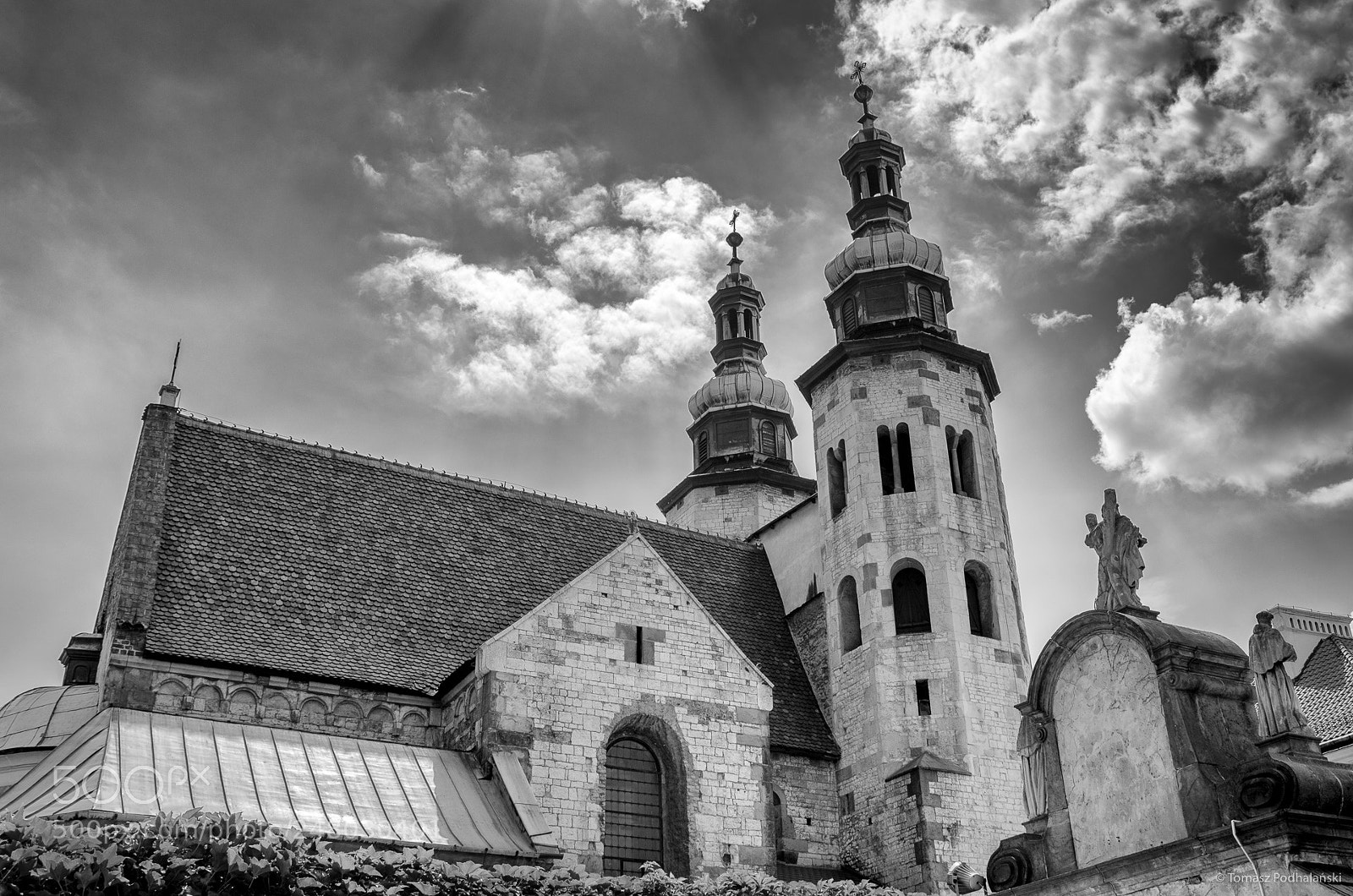 Nikon D5100 sample photo. St. andrew's church, krak photography