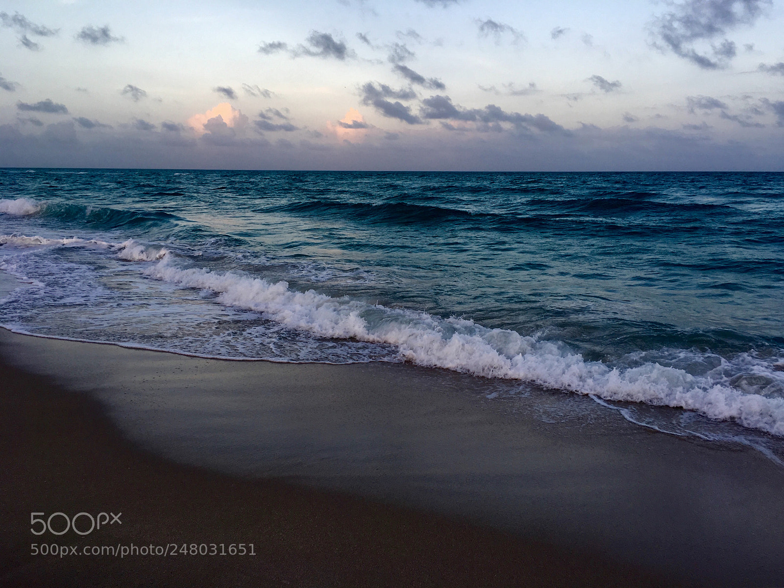 Apple iPhone 6s sample photo. Empty beach. photography