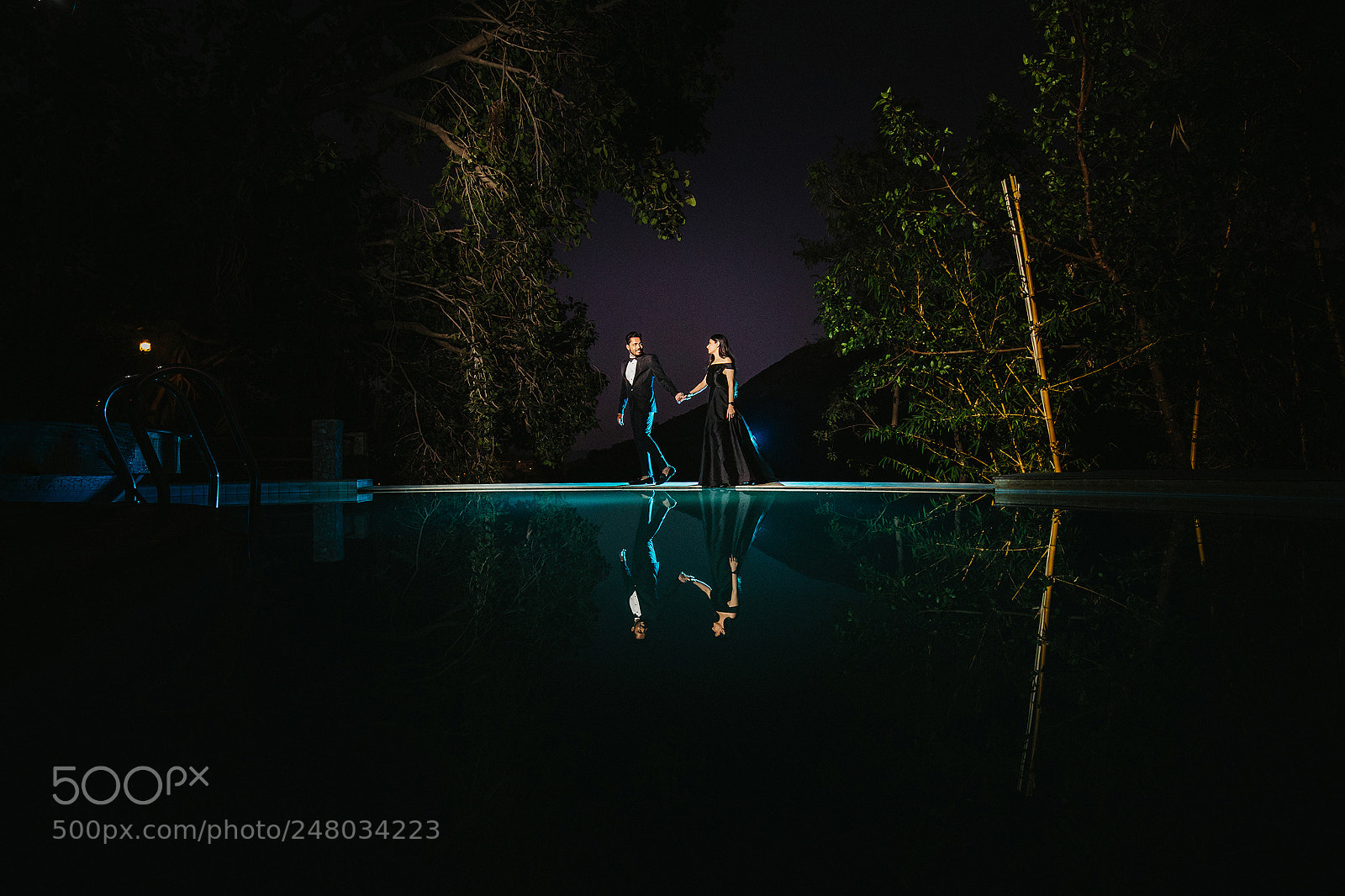 Canon EOS-1D X Mark II sample photo. Taj studio photography