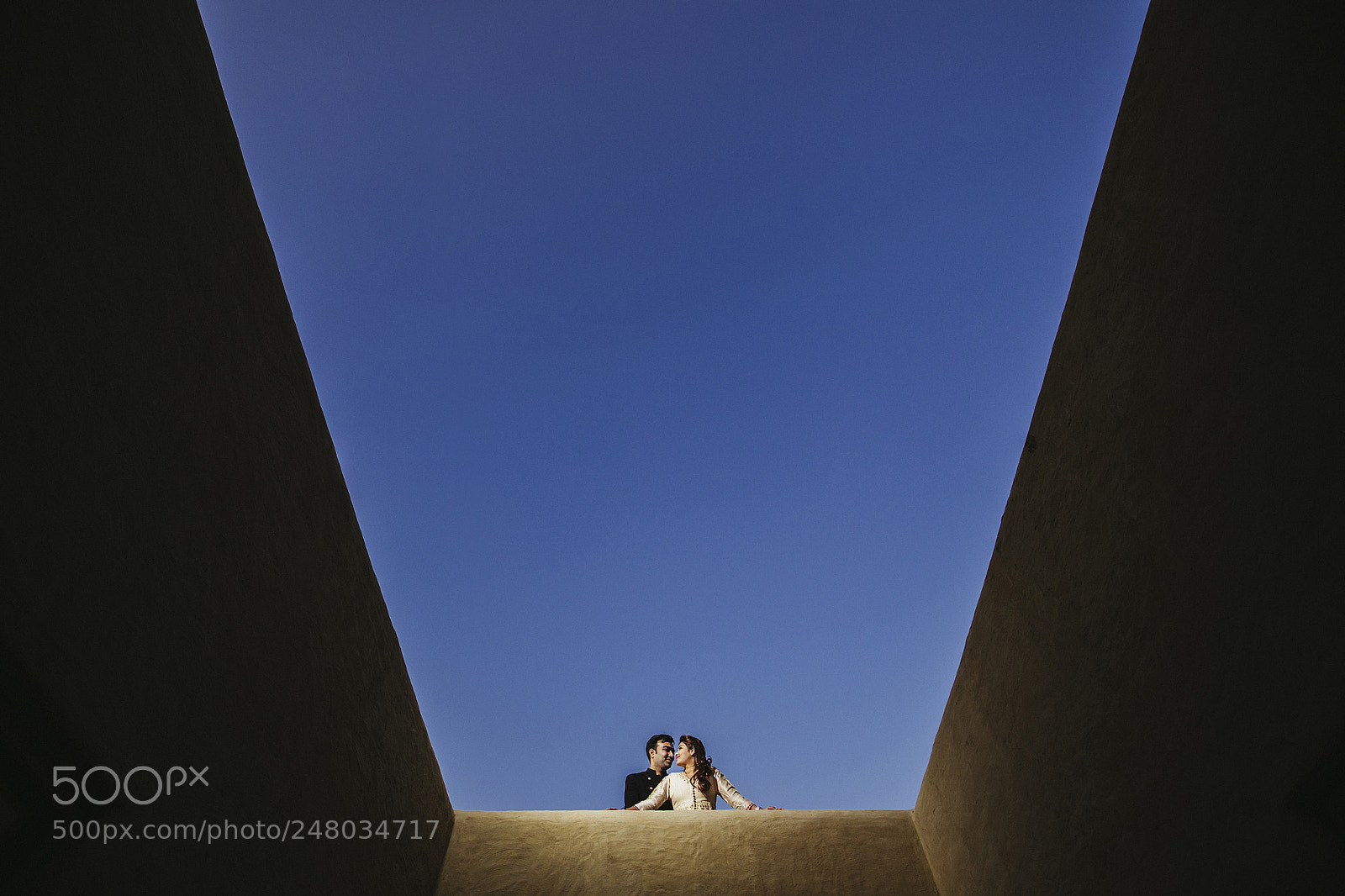 Canon EOS-1D X Mark II sample photo. Taj studio photography
