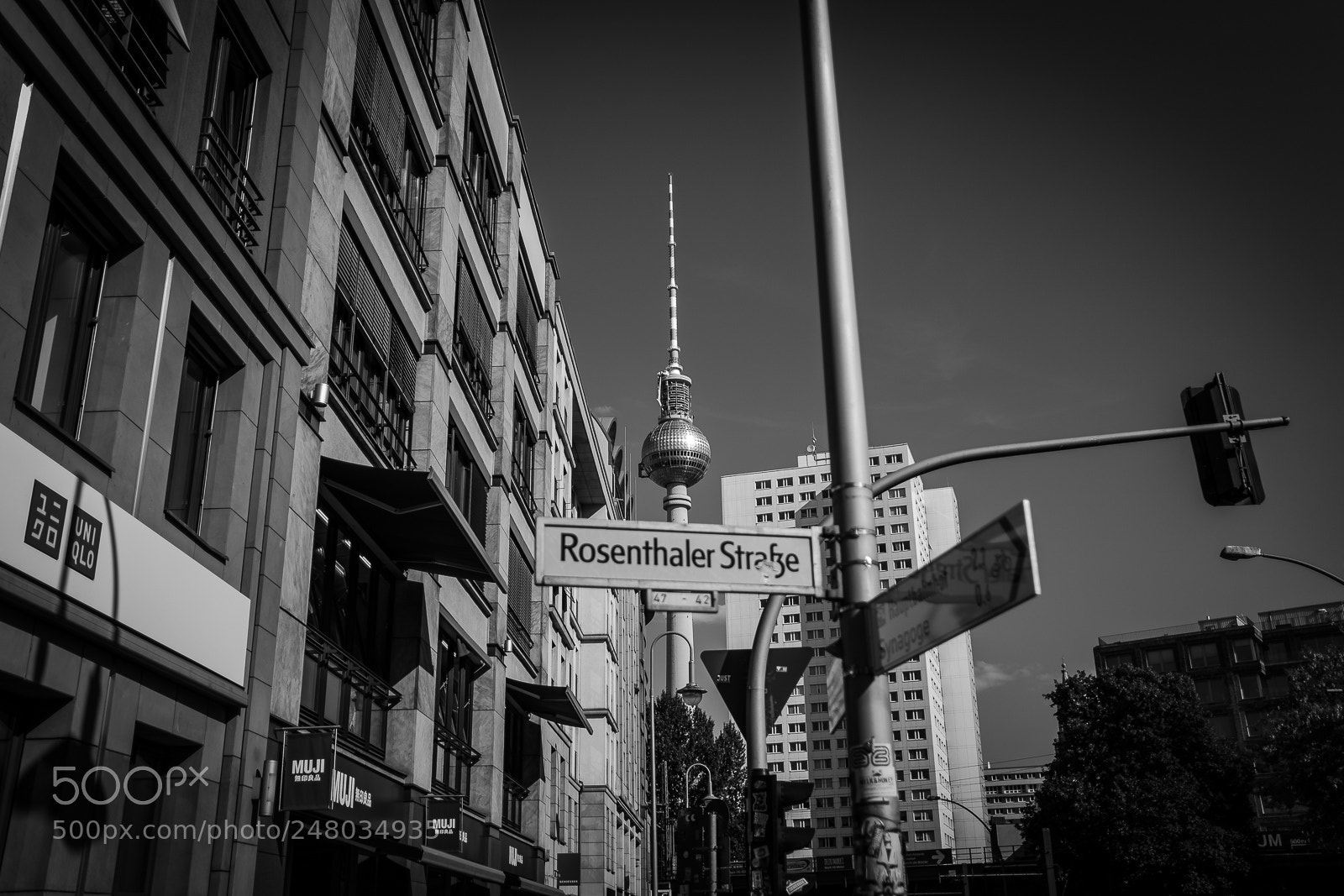 Fujifilm X-T20 sample photo. Berlin street photography