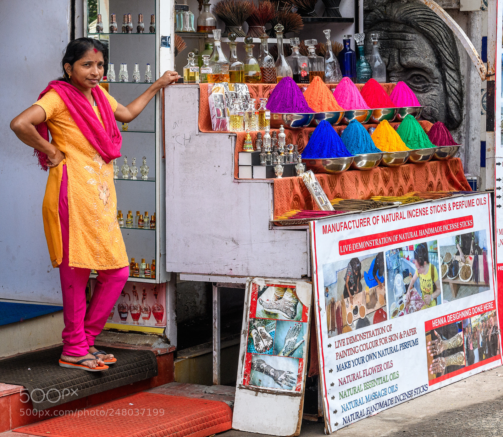 Nikon D850 sample photo. Kochi shop keeper photography