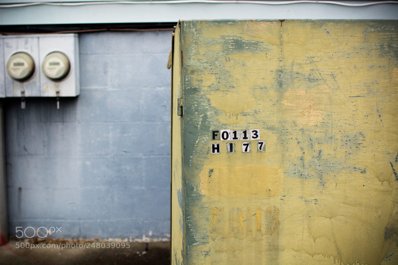 Nikon D5200 sample photo. Yellow and grey photography