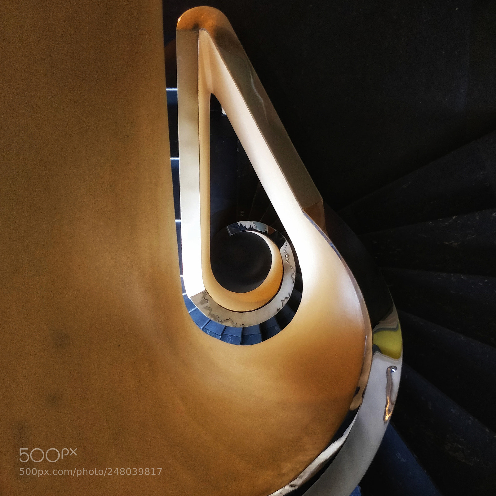 OnePlus 5T sample photo. The stairway photography