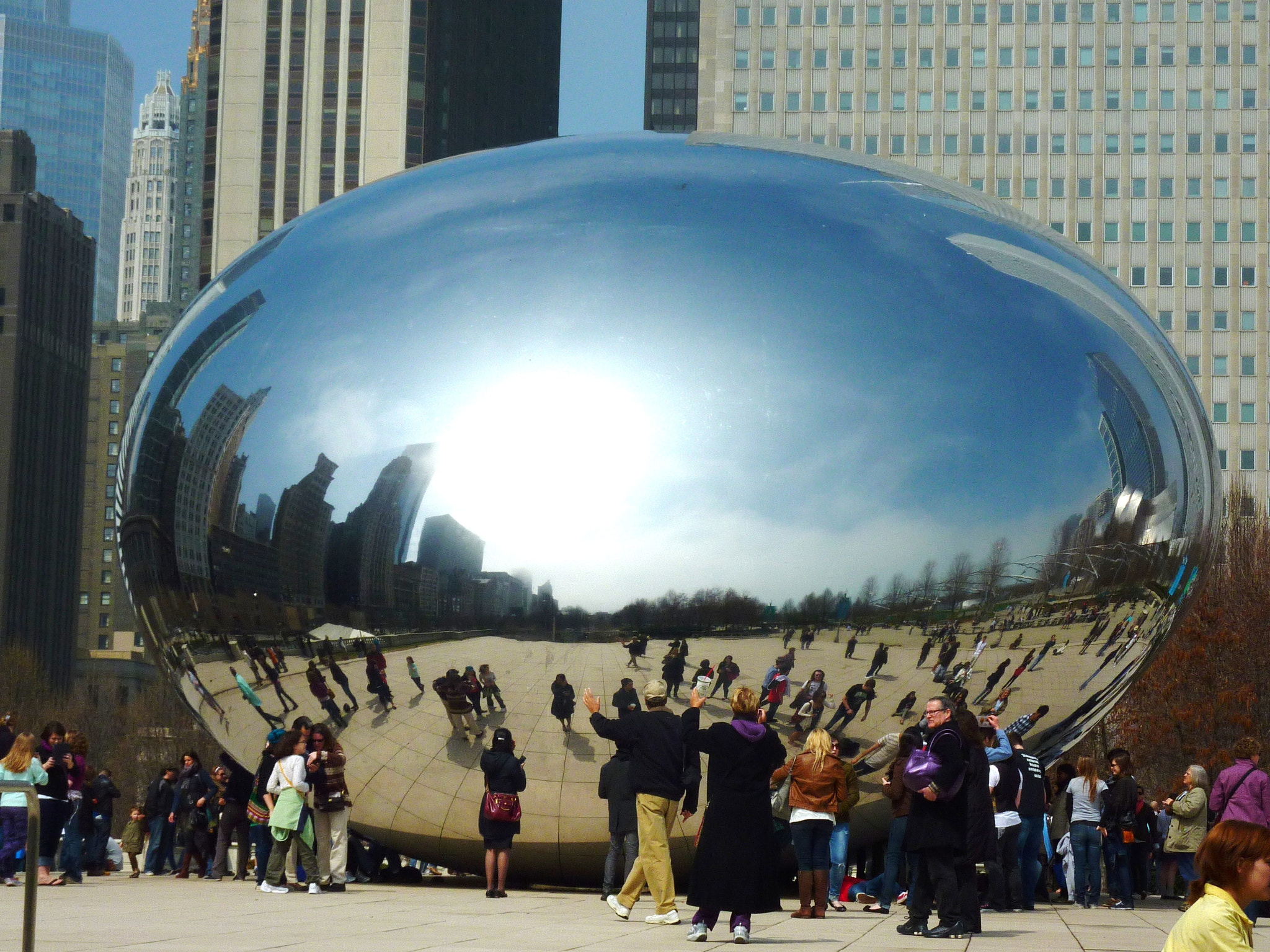 Panasonic DMC-ZS3 sample photo. Cloud gate photography