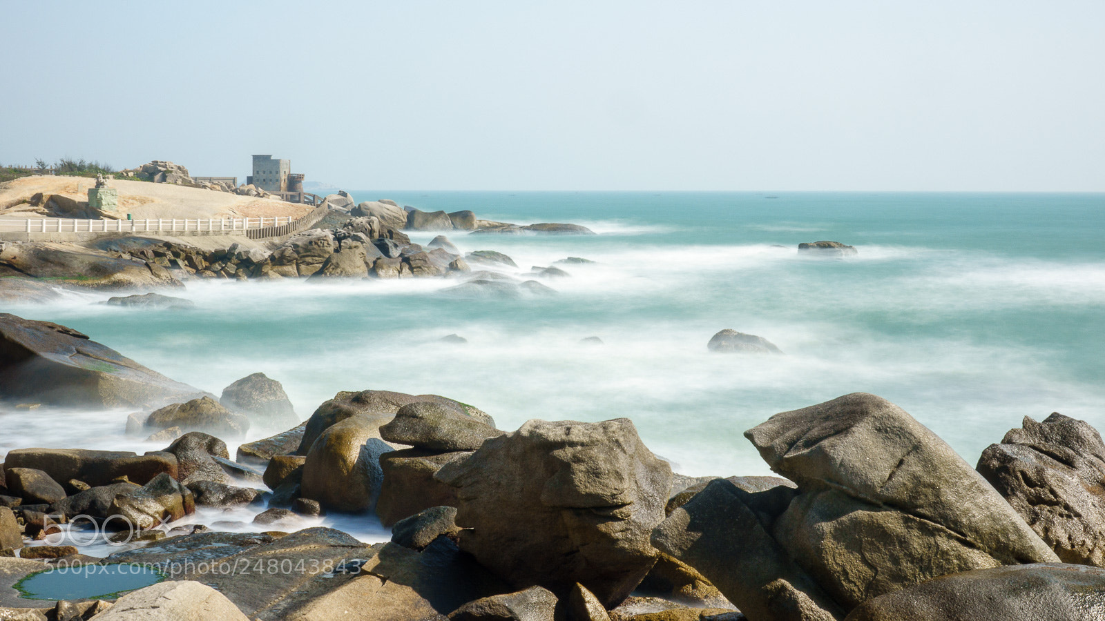 Sony Cyber-shot DSC-RX10 III sample photo. Corner of the sea photography