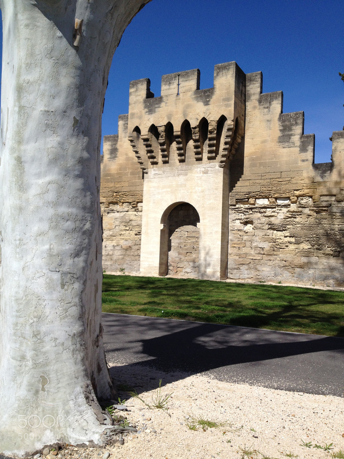Apple iPhone 4S sample photo. Avignon - france photography