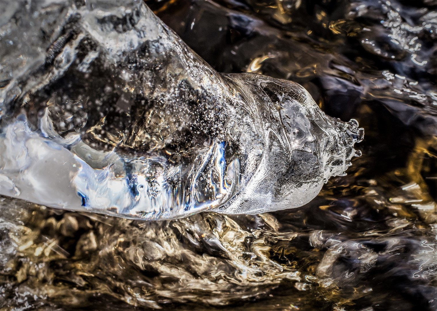 Olympus PEN E-PM2 sample photo. Ice photography