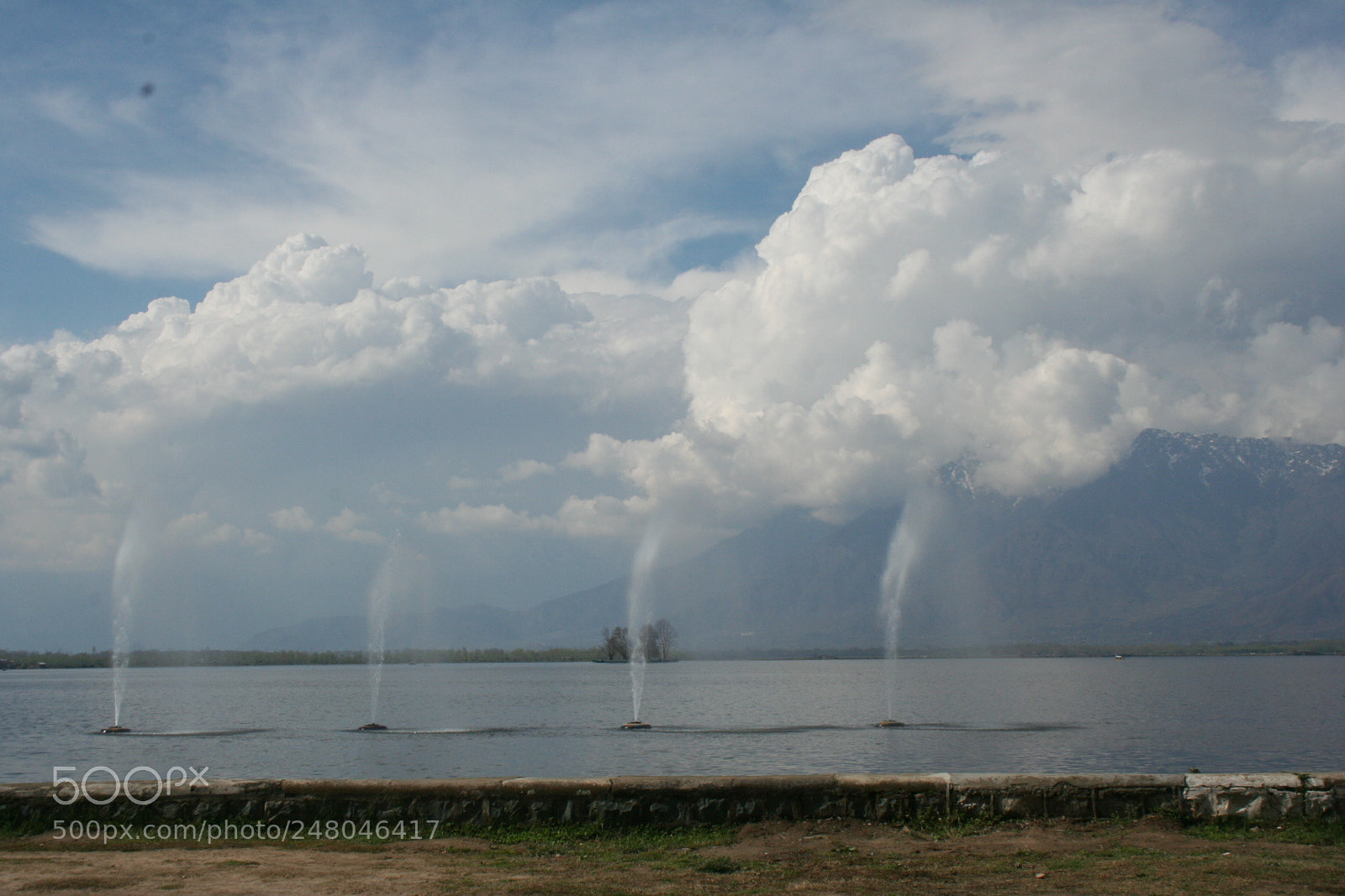 Canon EOS 350D (EOS Digital Rebel XT / EOS Kiss Digital N) sample photo. The dal lake photography
