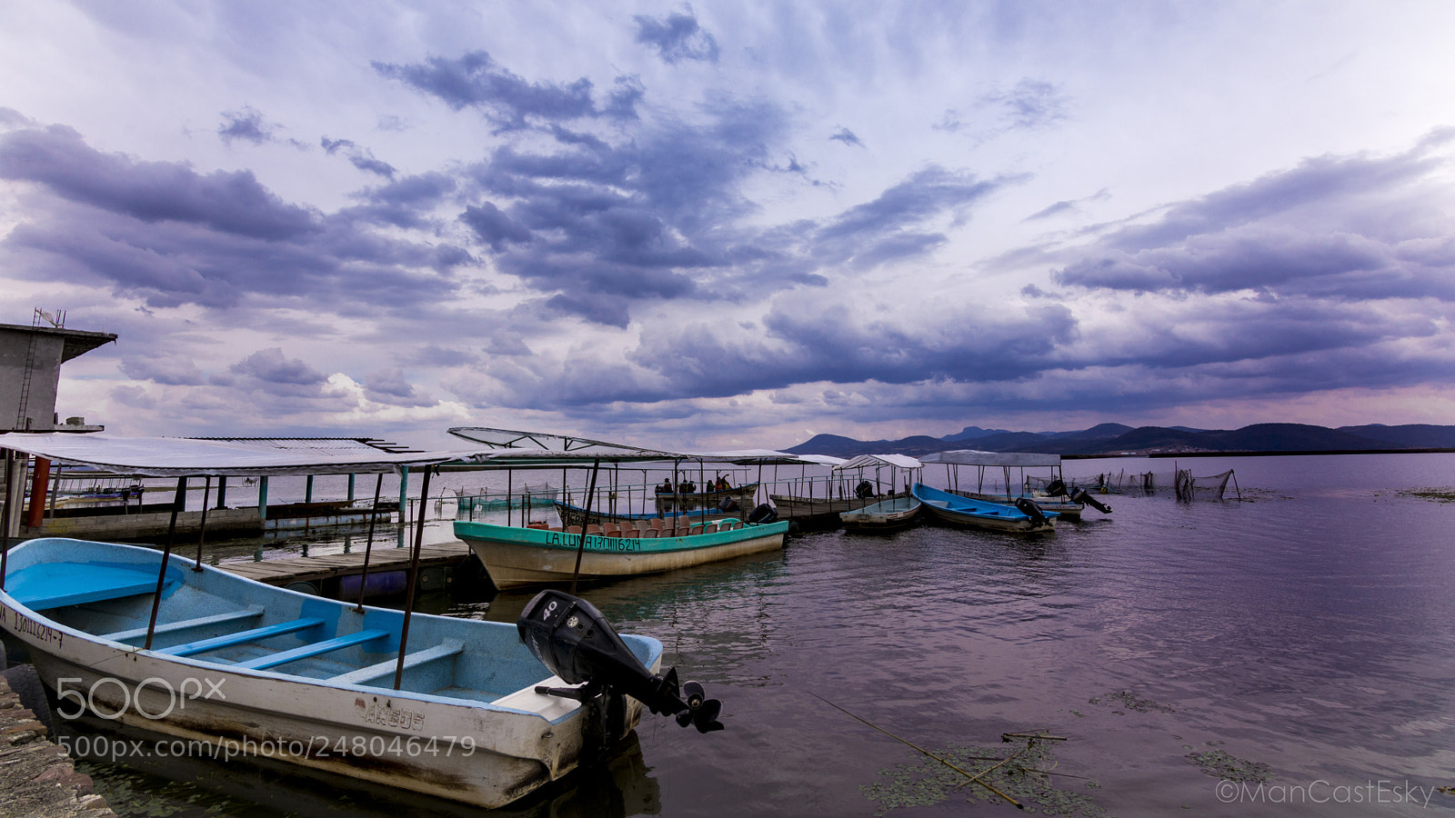 Nikon D7100 sample photo. Waiting for a new photography