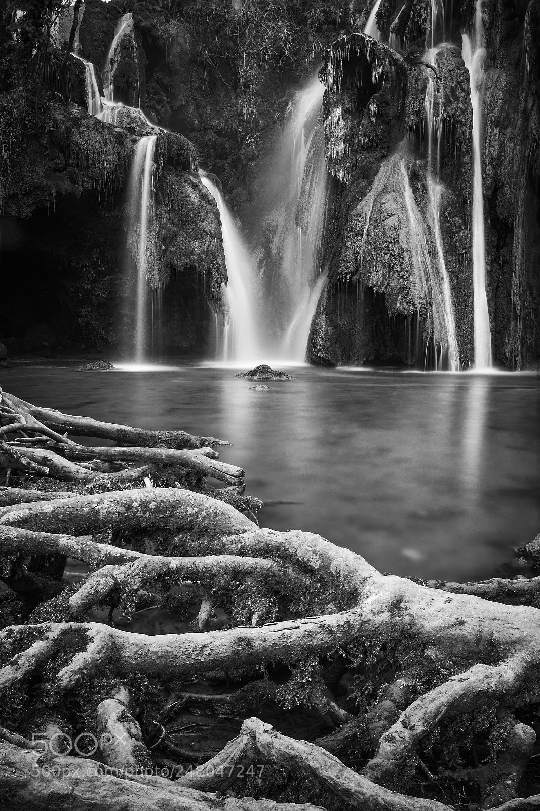 Sony SLT-A77 sample photo. Cascade des tufs photography