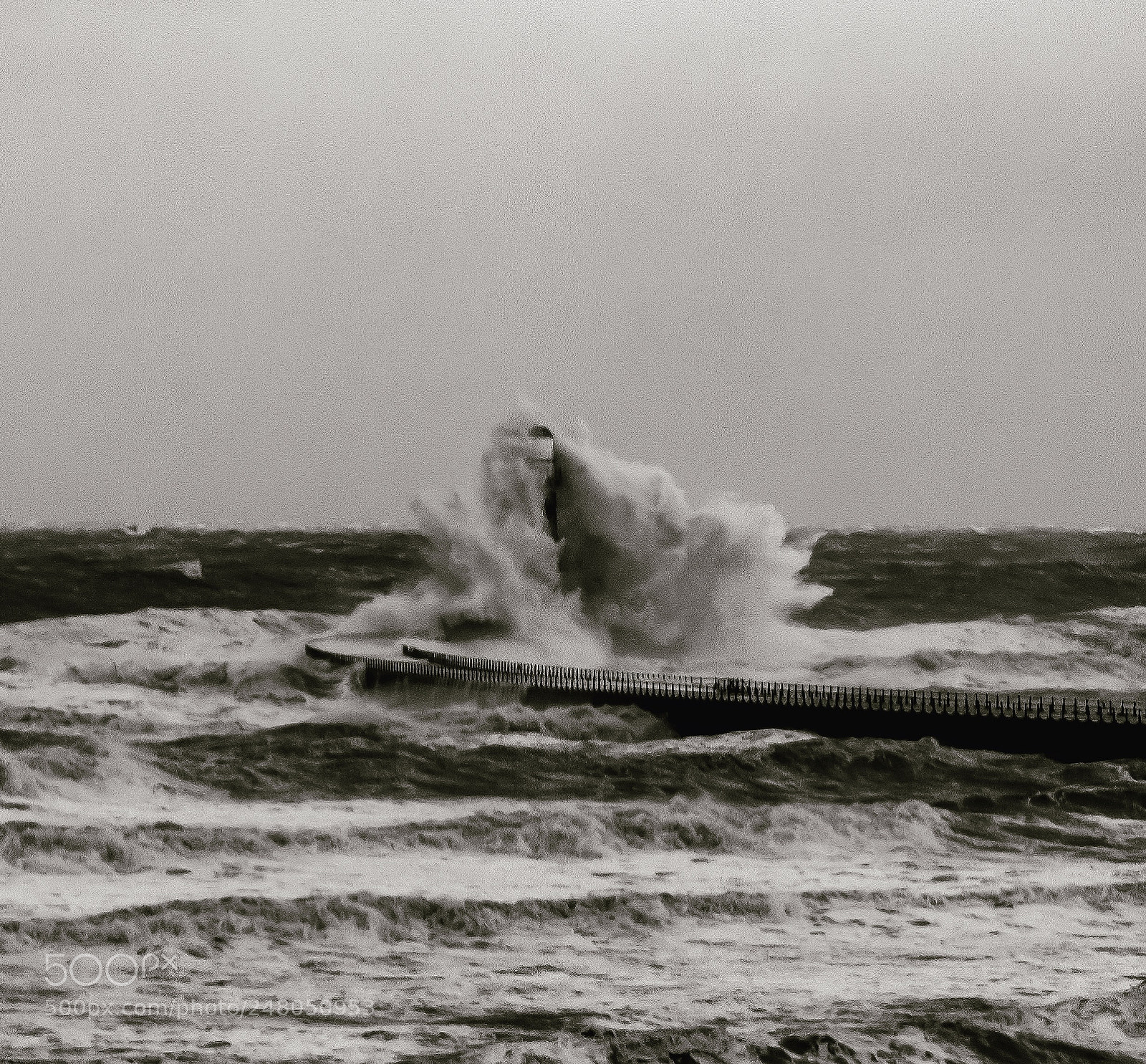 Nikon D5200 sample photo. Storm emma pounds the photography