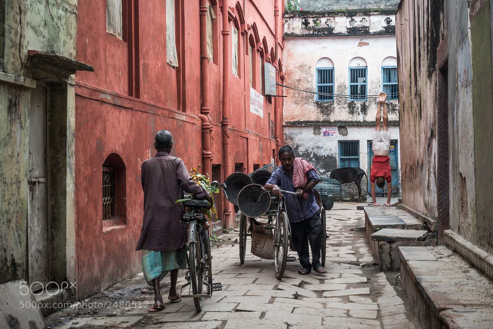 Sony Cyber-shot DSC-RX100 III sample photo. Varanasi handstand photography