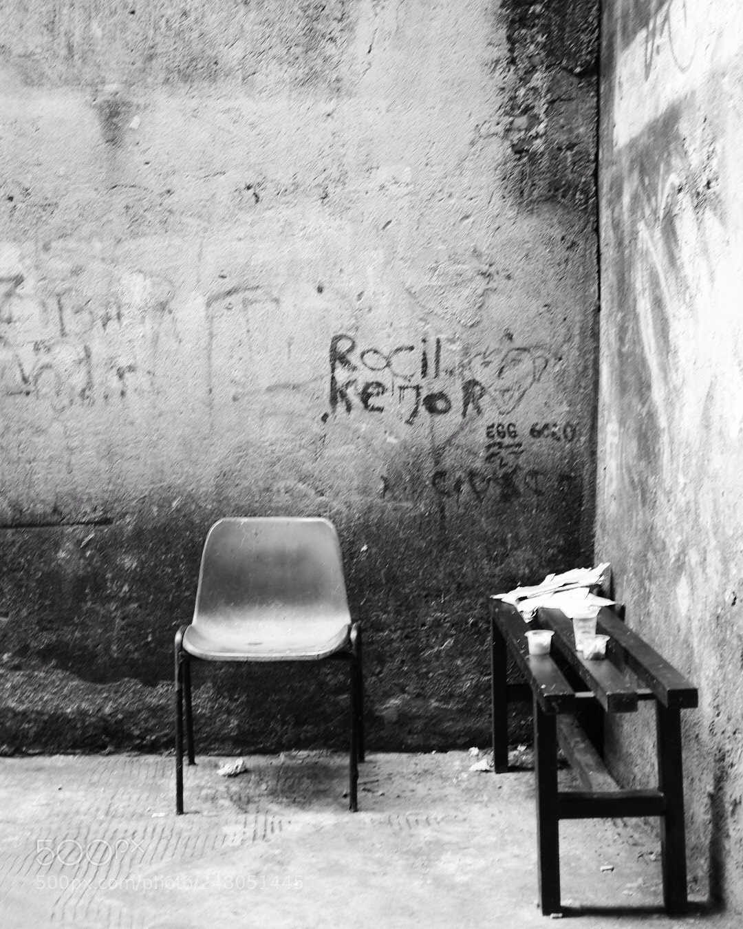 Fujifilm X100S sample photo. Lost photography