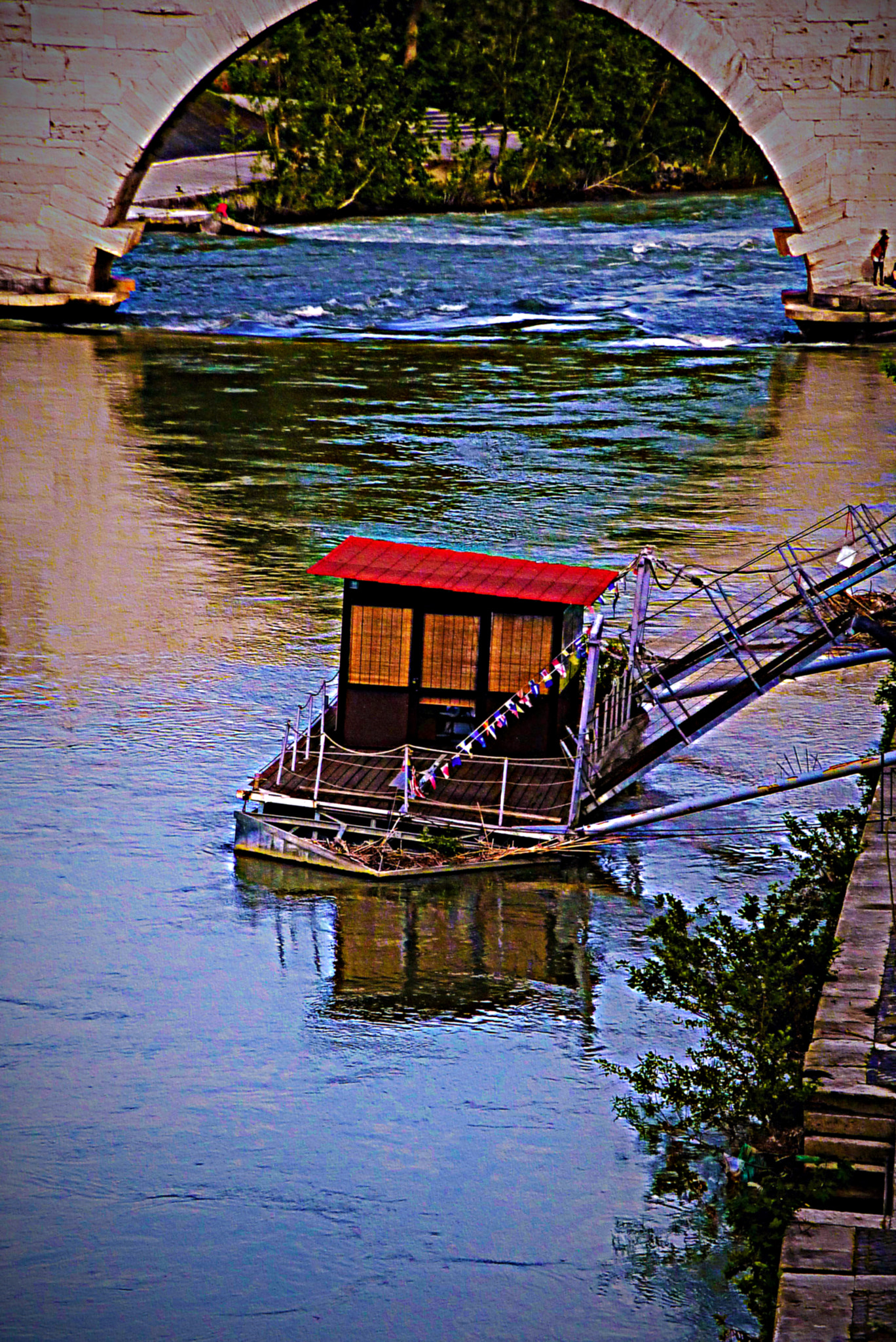 Panasonic Lumix DMC-ZS15 (Lumix DMC-TZ25) sample photo. Zoom sul tevere da ponte garibaldi roma photography