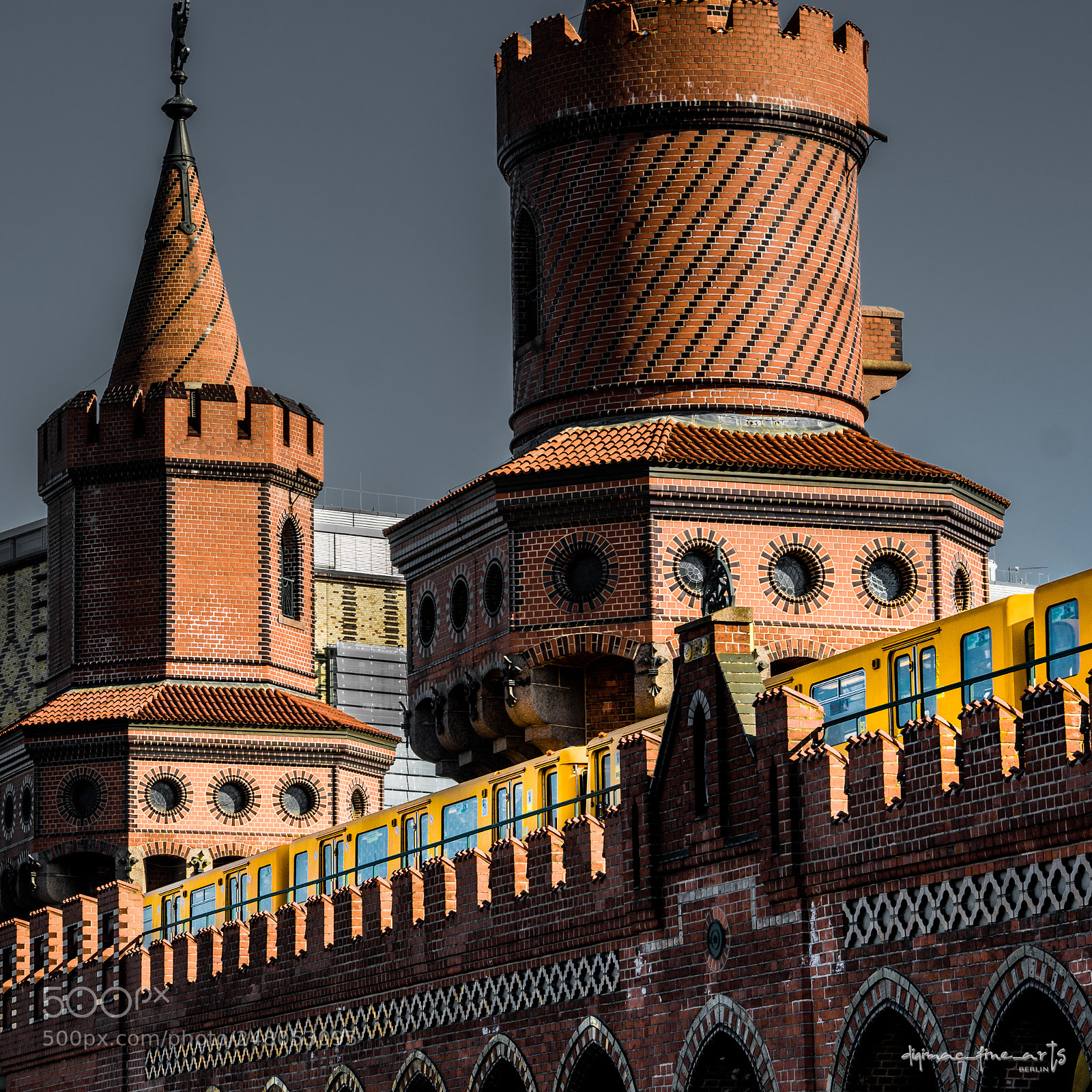 Sony a6300 sample photo. U-bahn oberbaumbrücke photography
