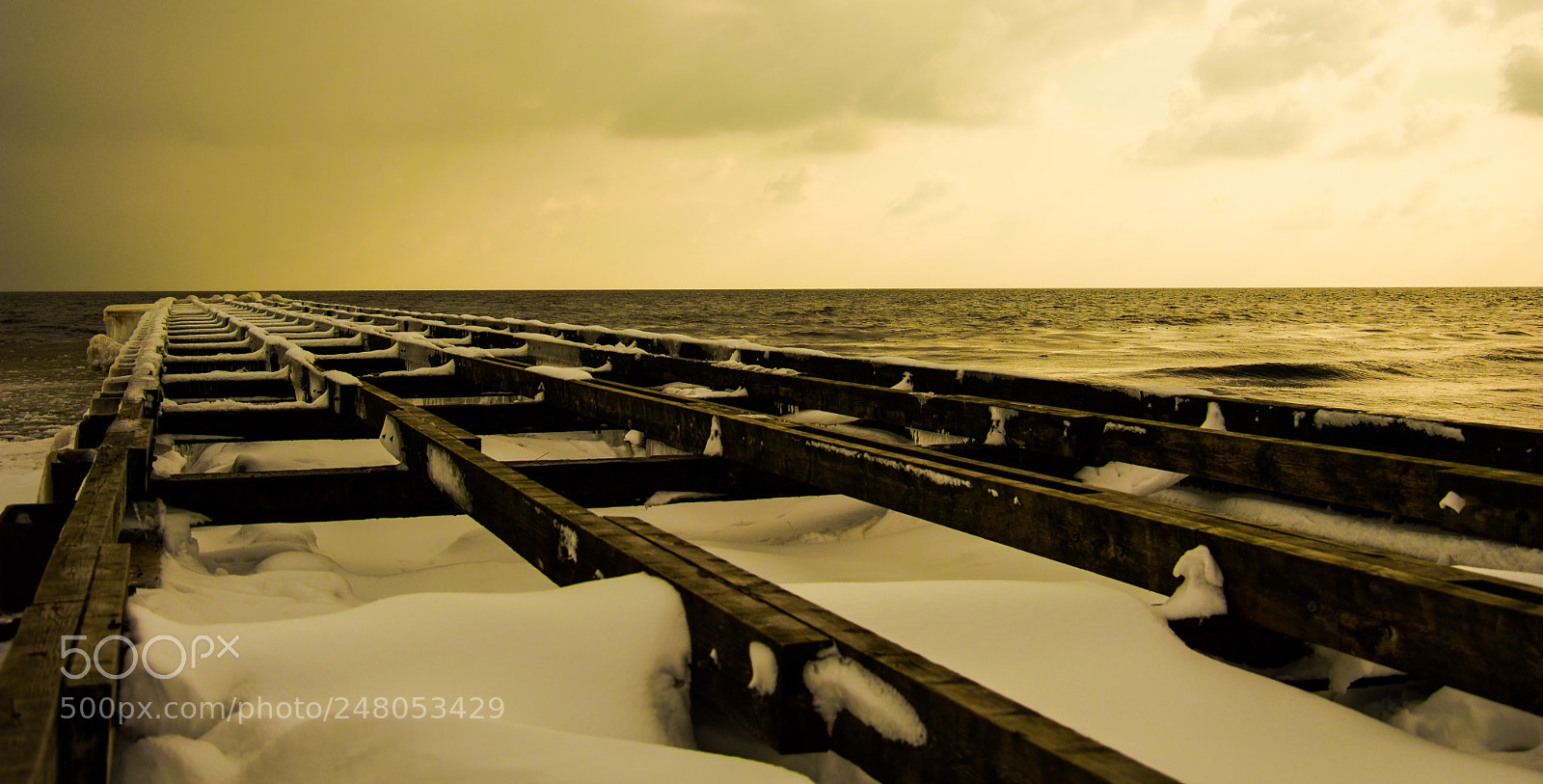 Nikon D3200 sample photo. Frosty pier photography